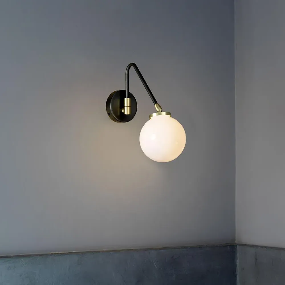 Single Wall Light with Rotating Arm - Brass