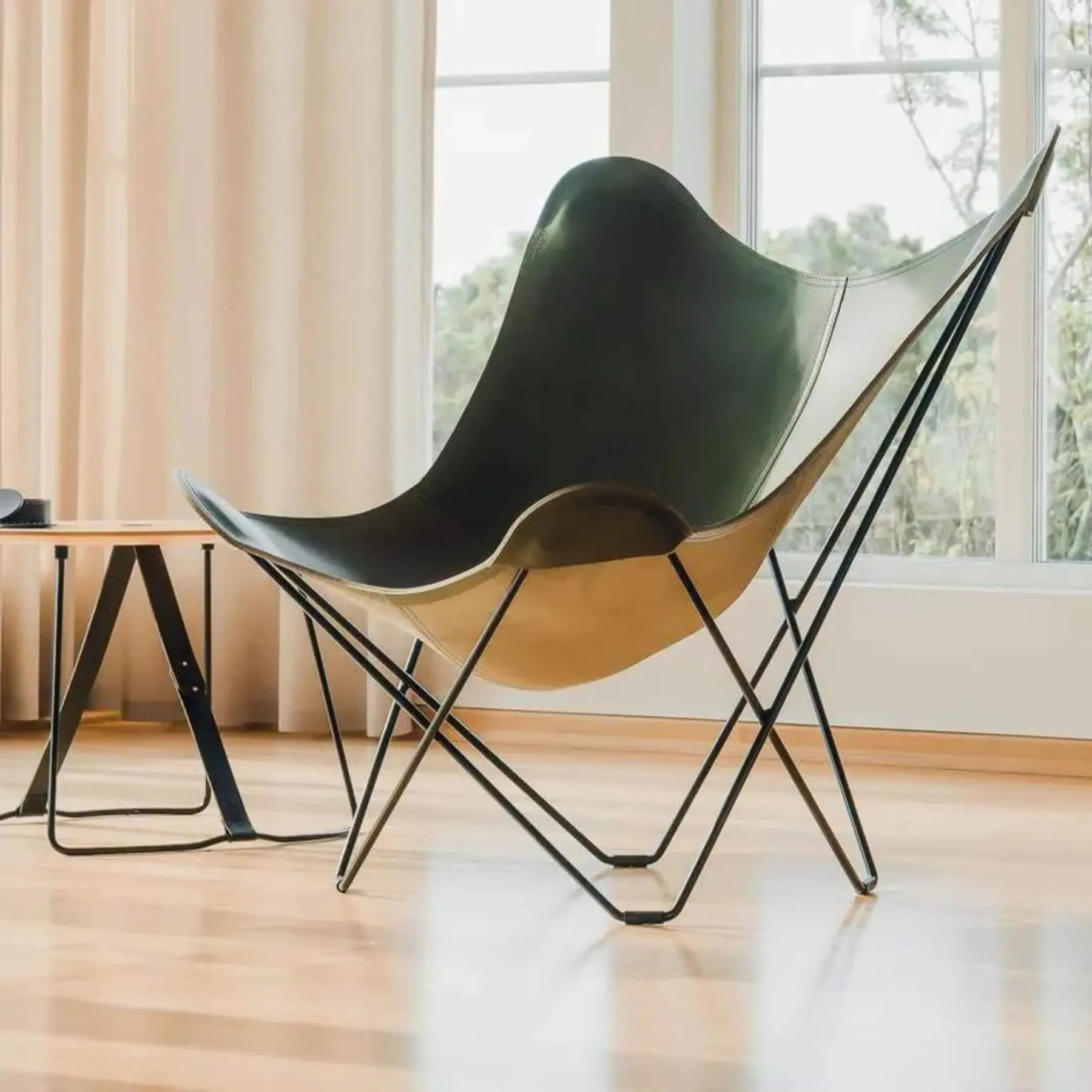 Pampa Mariposa Butterfly Chair - Oak, Leather