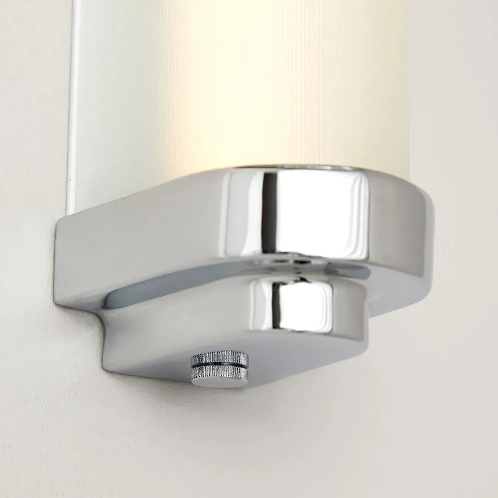 60cm LED Wall Light with Diffuser - Brass