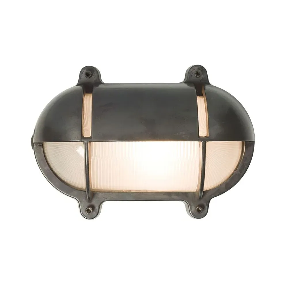 Large Oval Bulkhead Light with Eyelid - Polished Brass