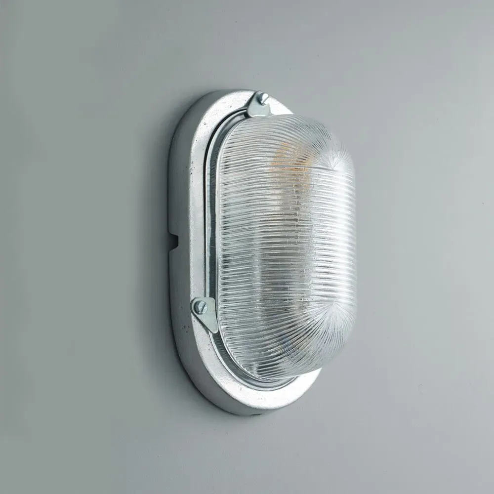 Oval Bulkhead Light with Guard - Aluminium