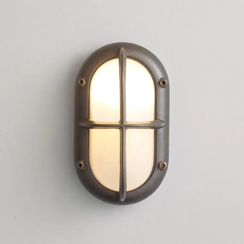 Small Oval Bulkhead Light with Guard - Aluminium