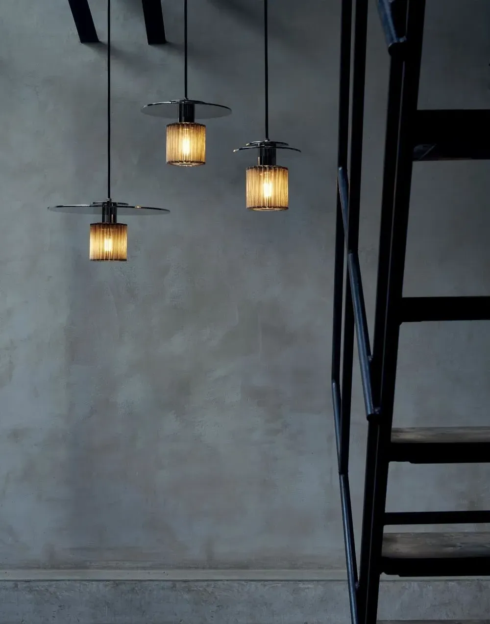 Large Pendant Light with Mesh Shade - Silver