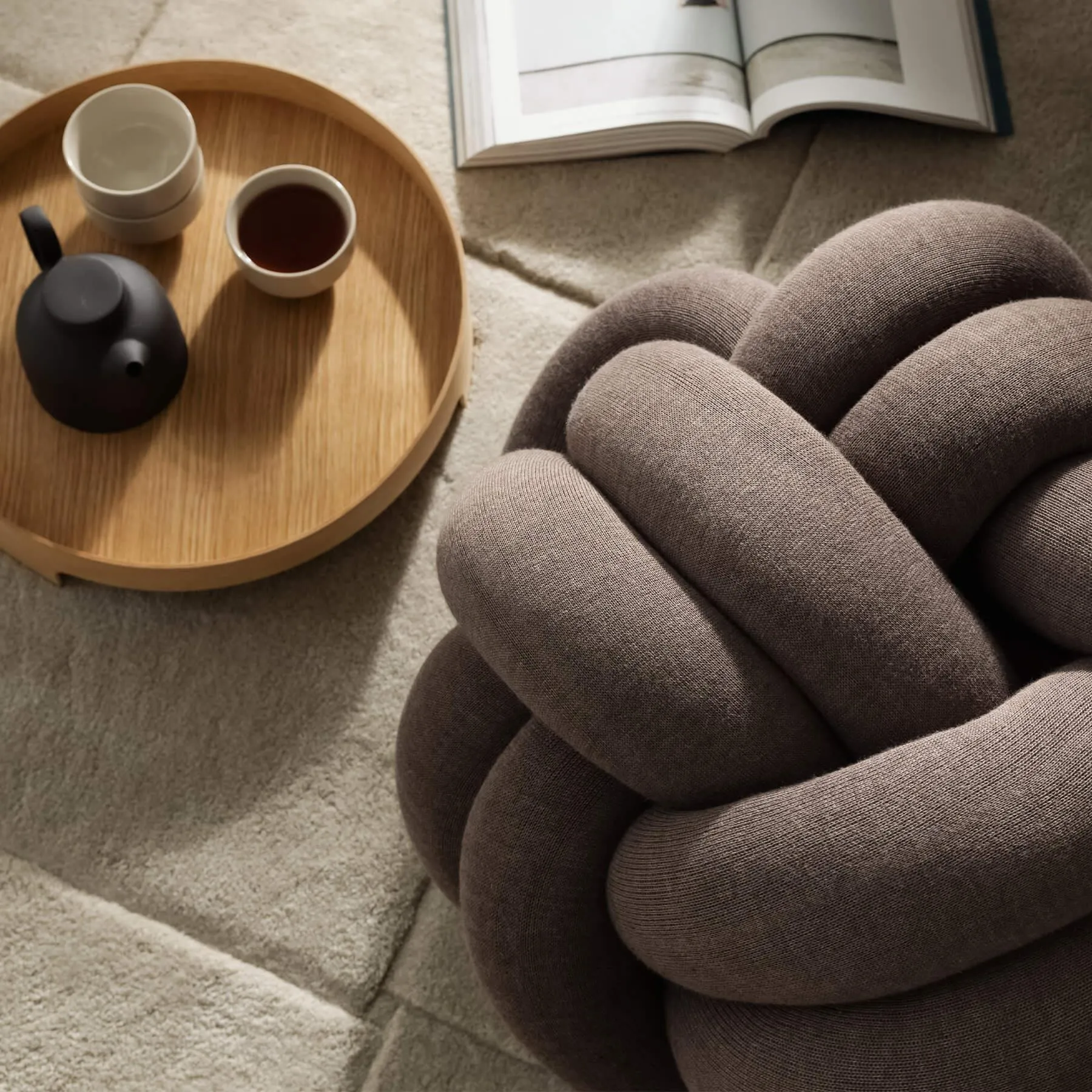 Bridge Tray with Slotted Rim - Oak Plywood