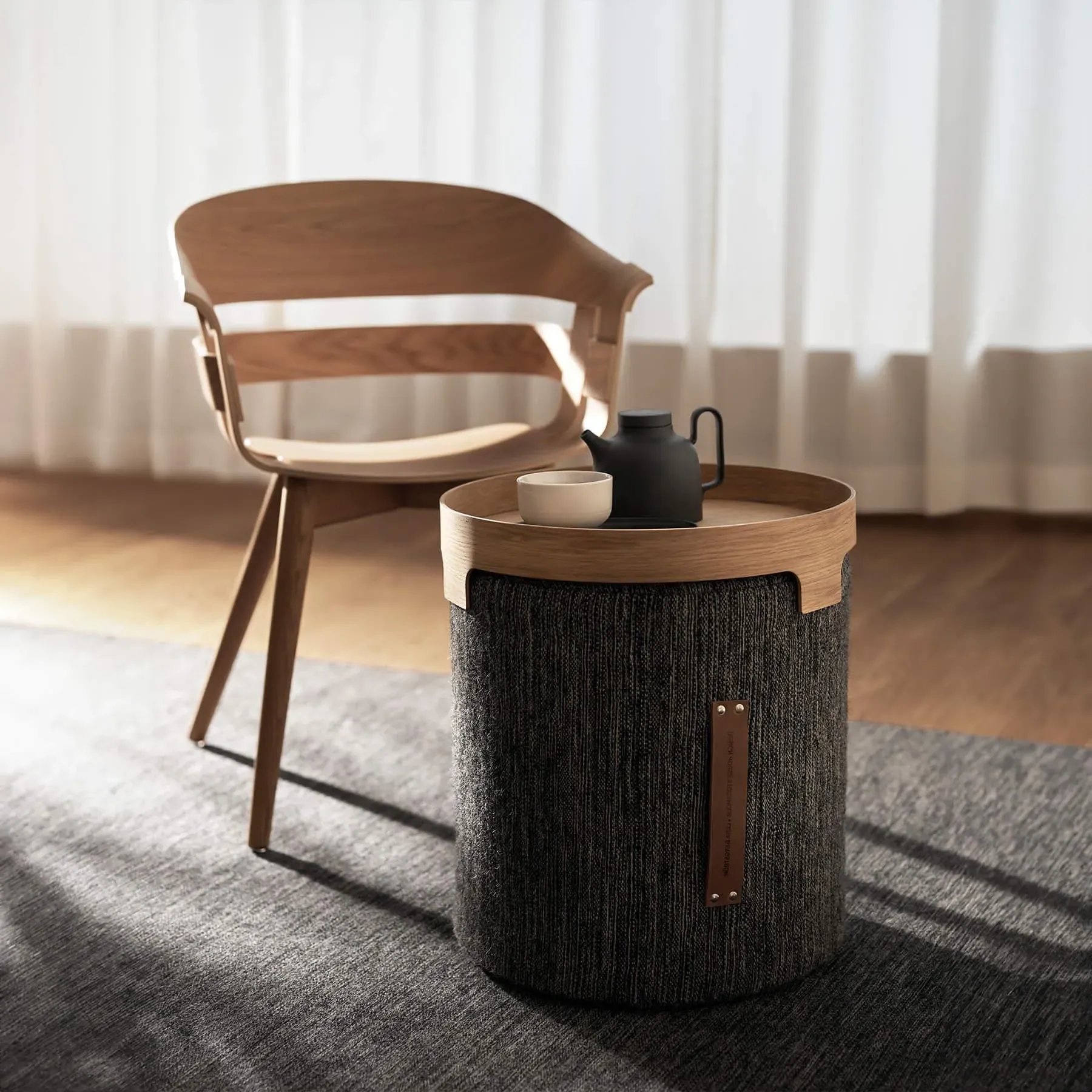 Bridge Tray with Slotted Rim - Oak Plywood