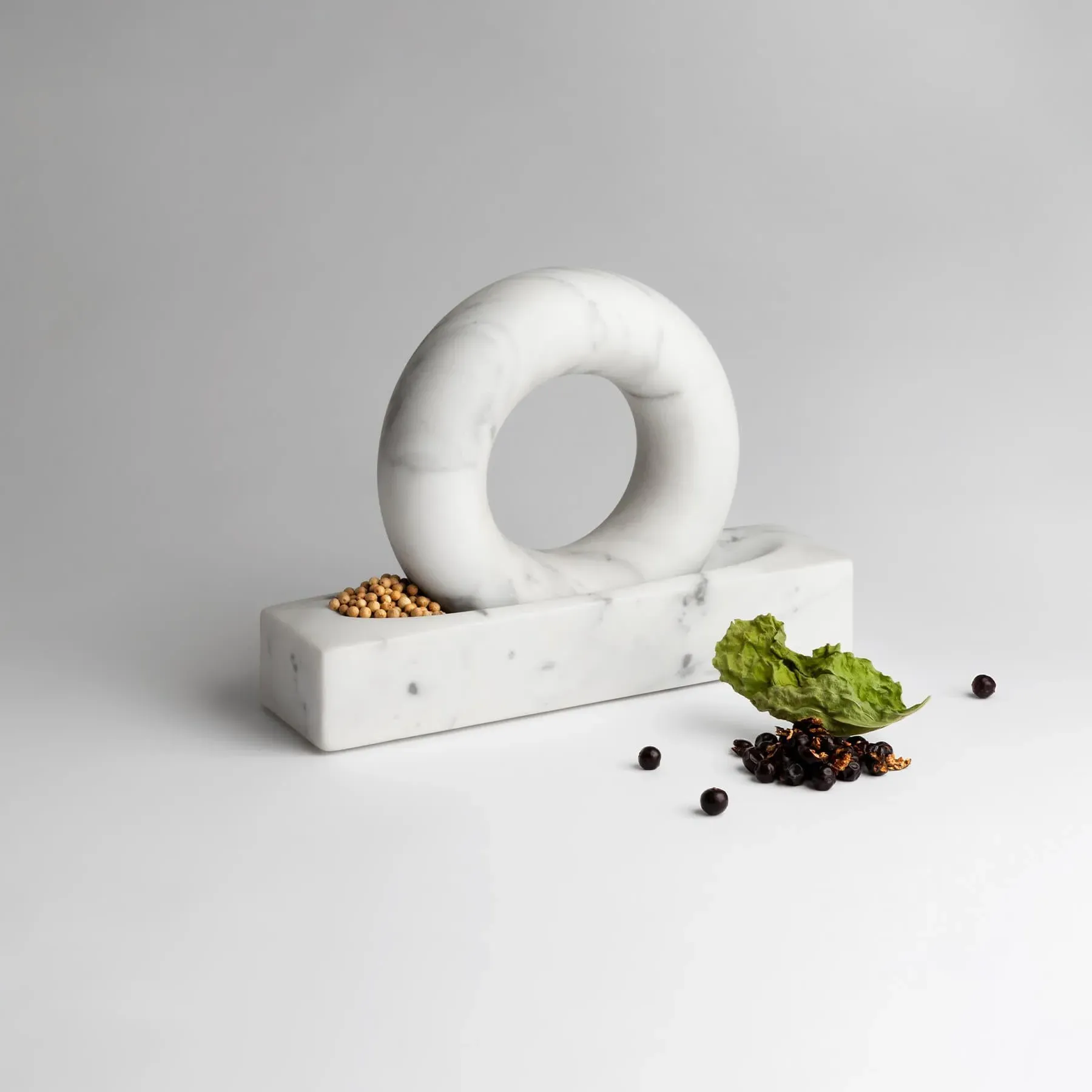 Tondo Mortar & Pestle Set - Solid Marble