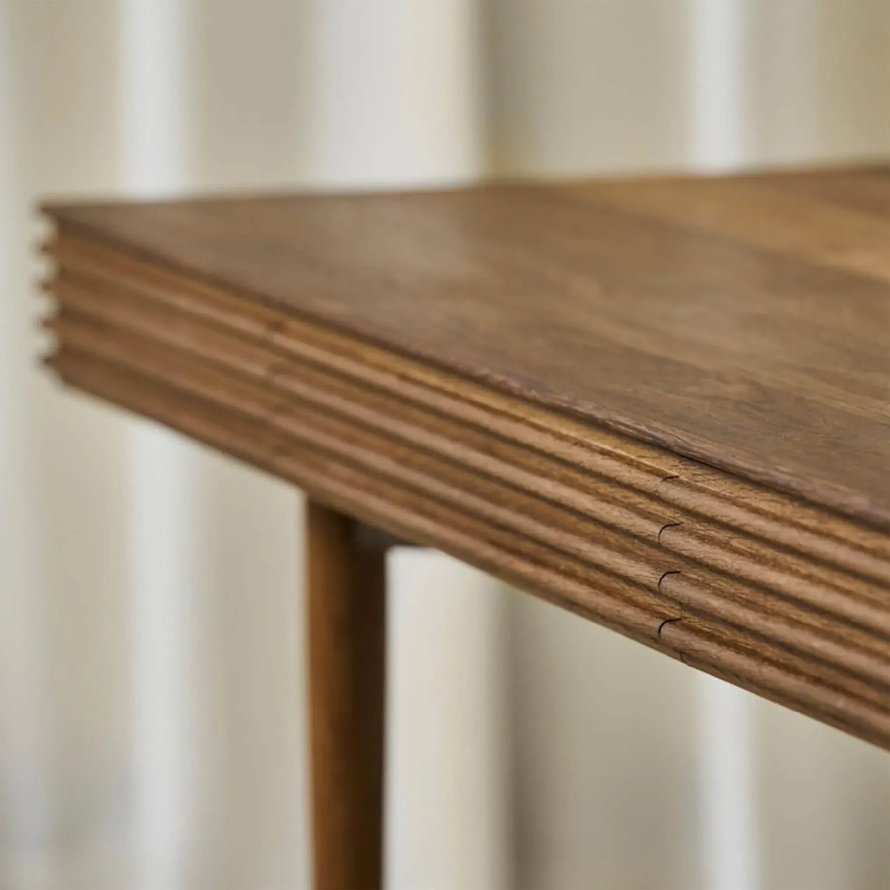Groove Desk with Cable Routing - White Oil Oak