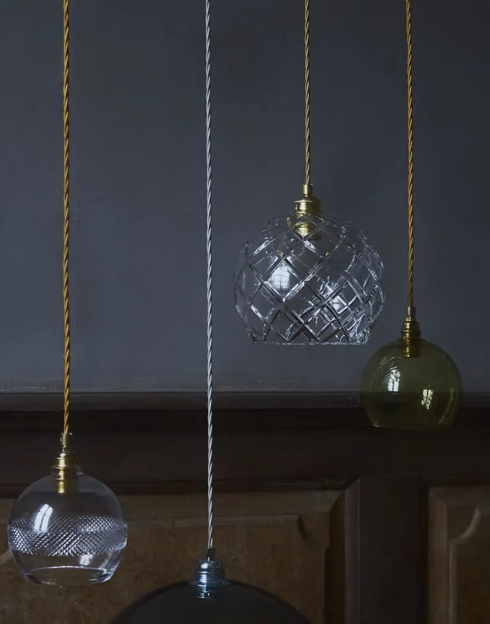 Medium Pendant Light Medium Check - Gold, Crystal