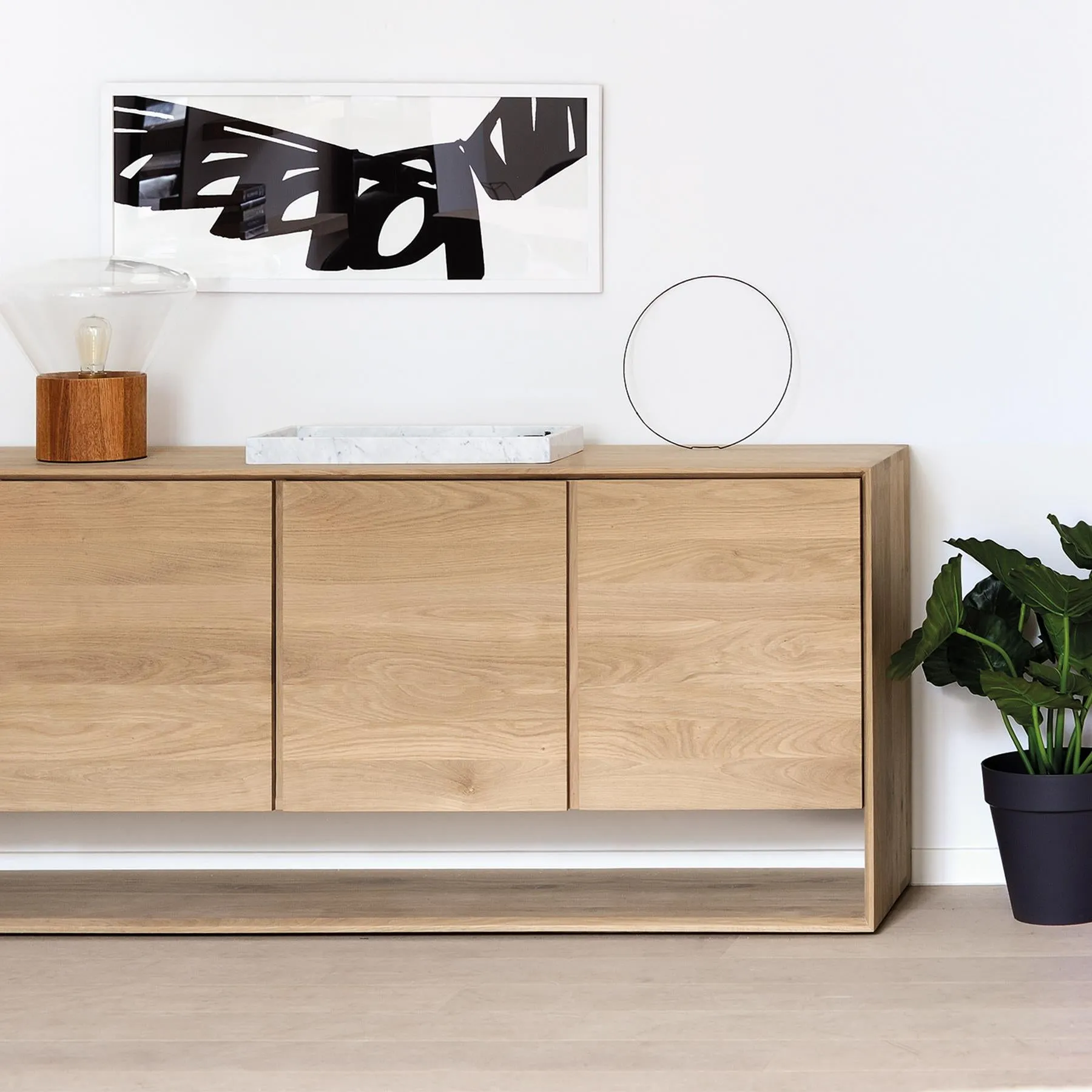 2-Door Sideboard with Storage - Oak