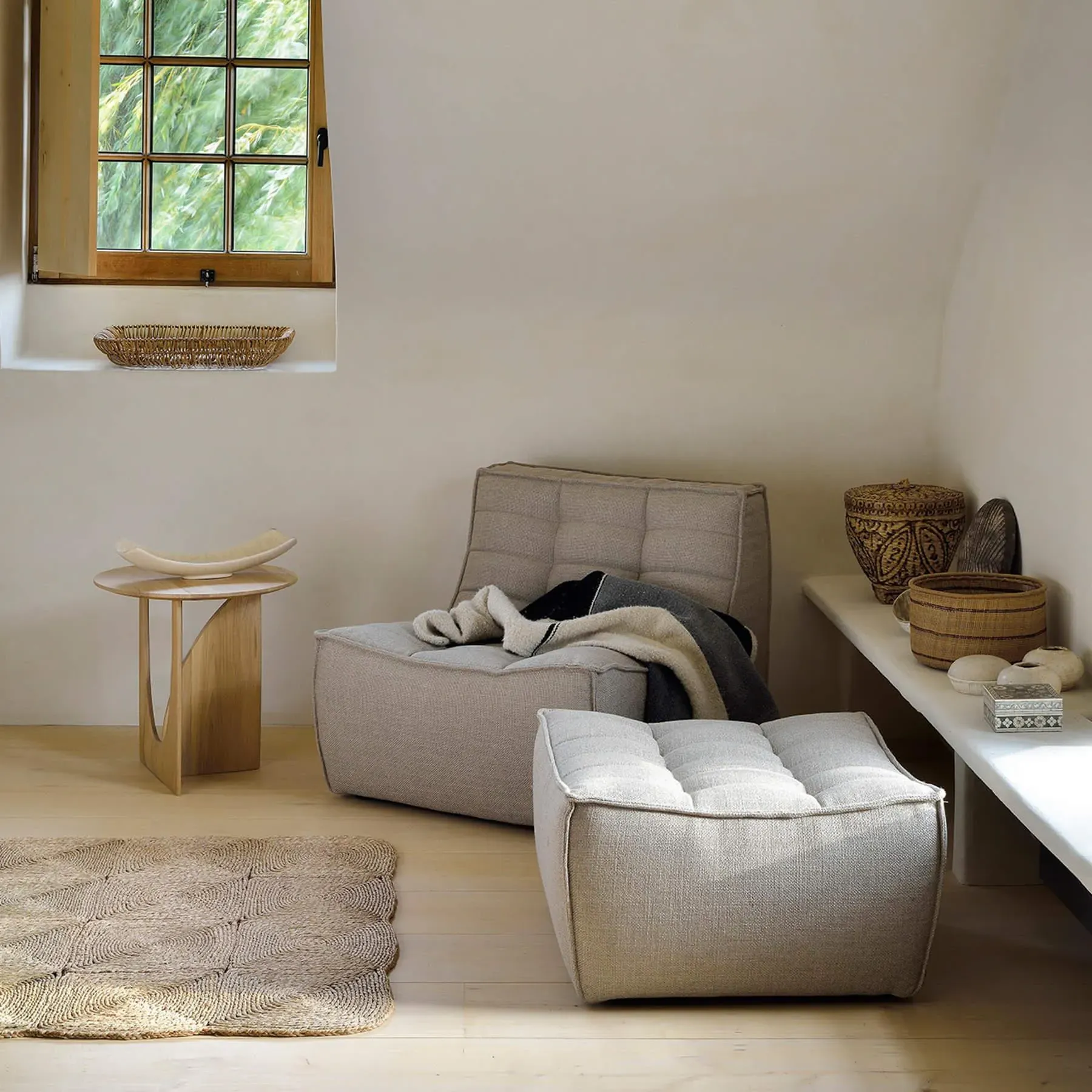 Geometric Side Table - Black, Solid Oak