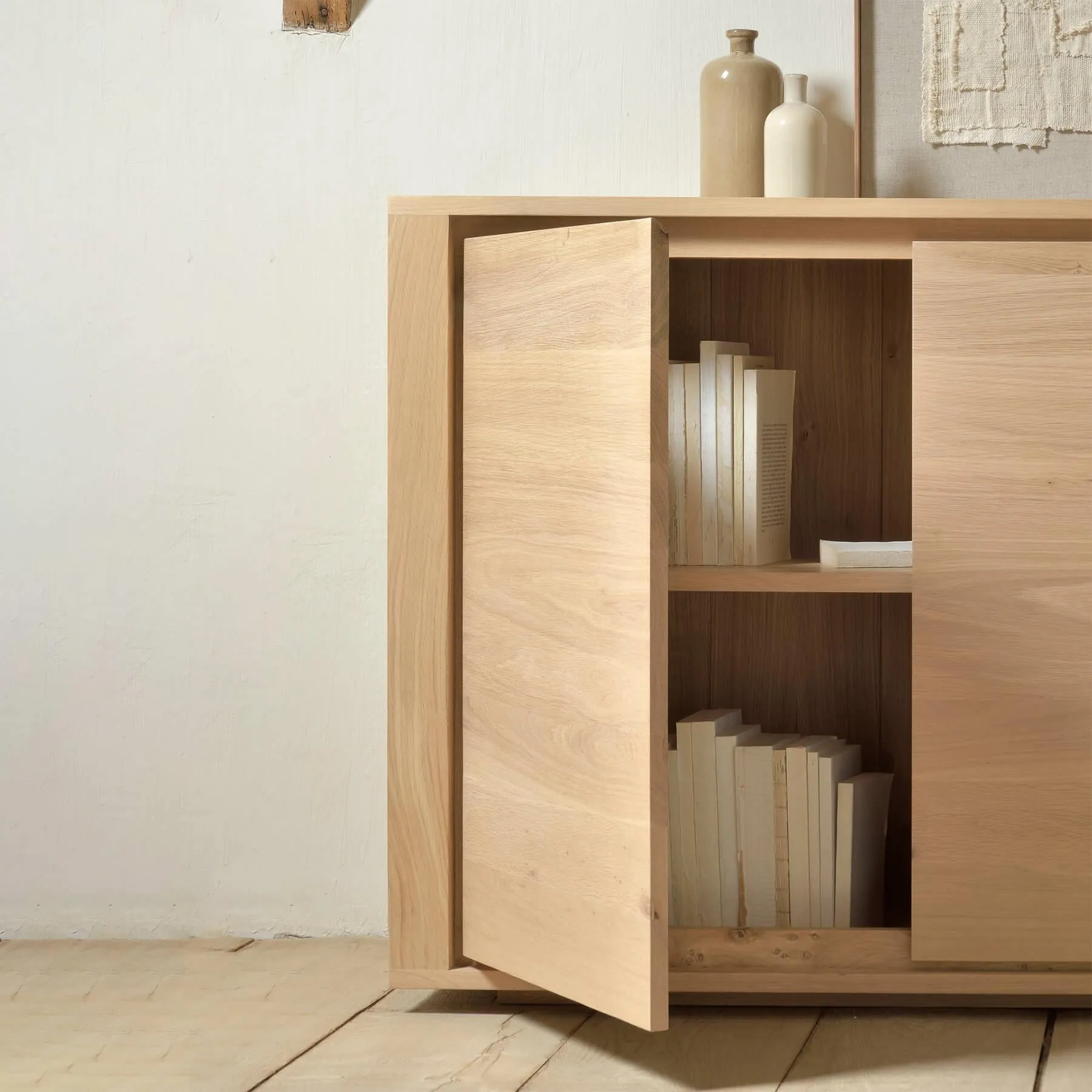 Shadow 3-Door Sideboard - Oak