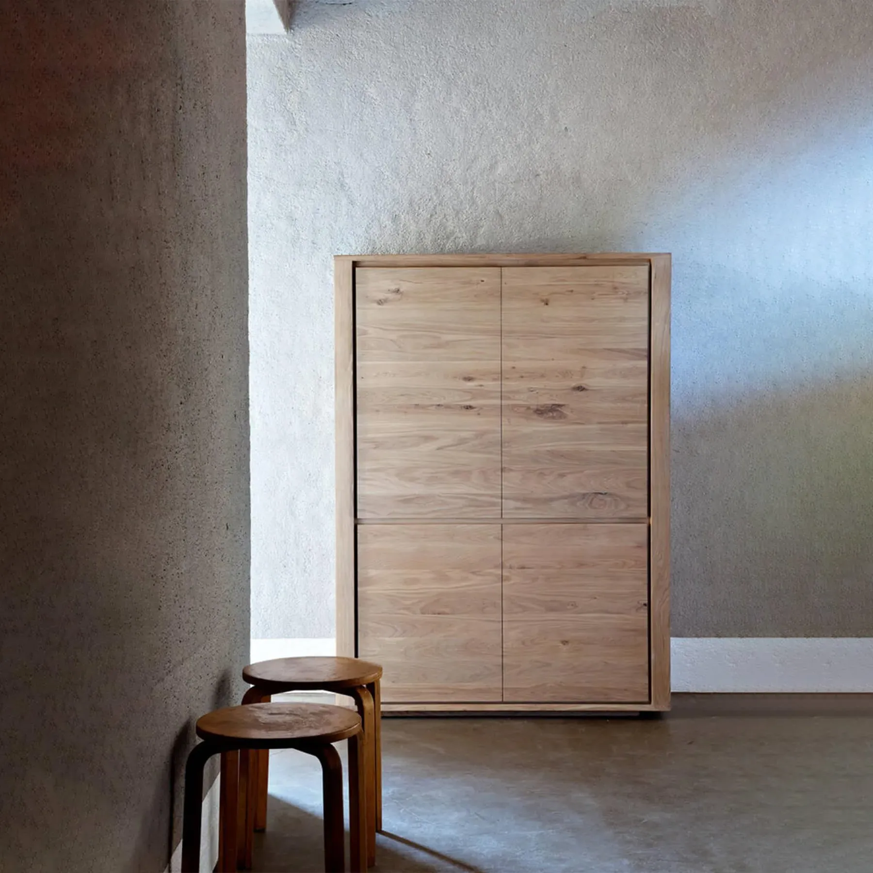 Shadow 4-Door Storage Cupboard - Oak