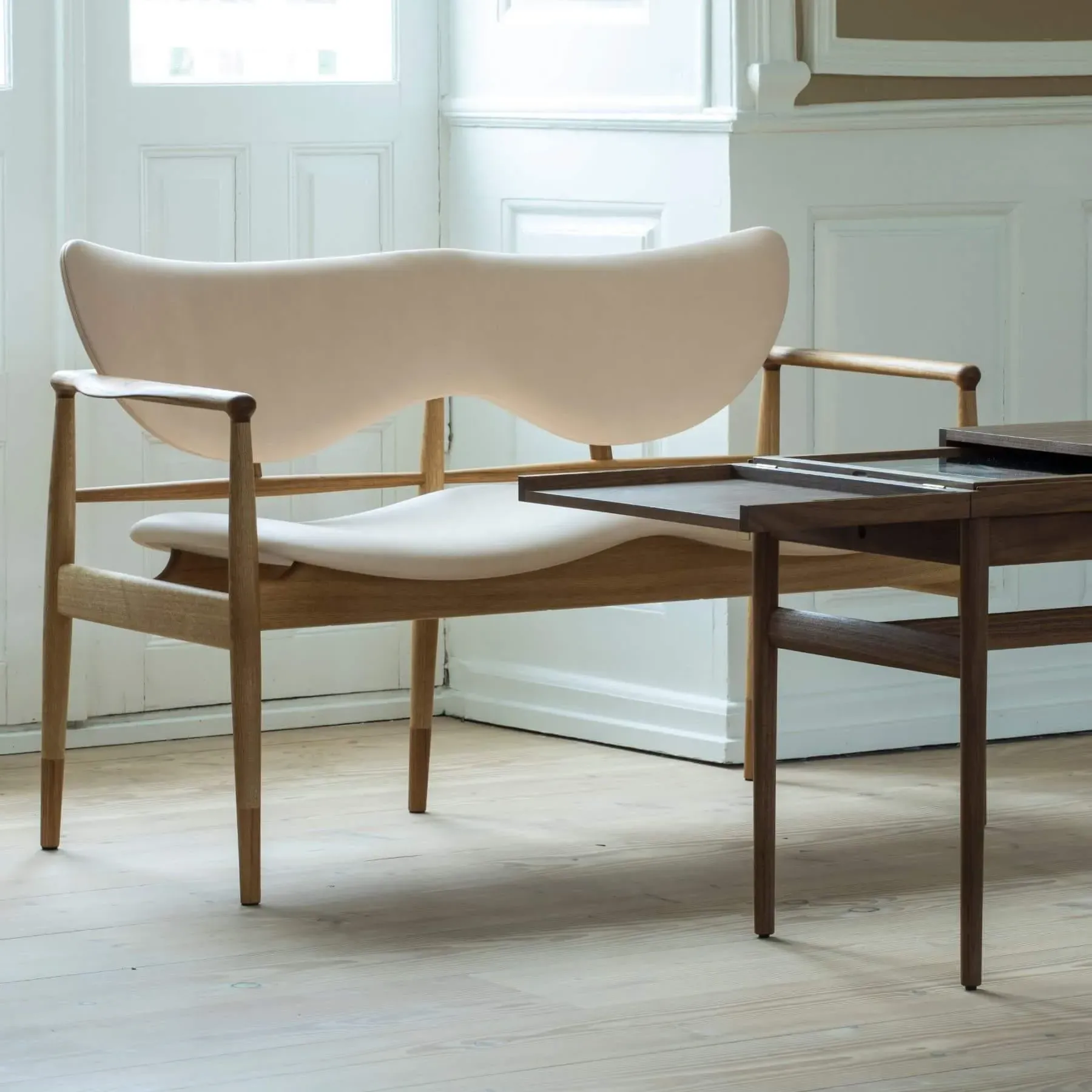 2-Seater Sofa Bench - Walnut