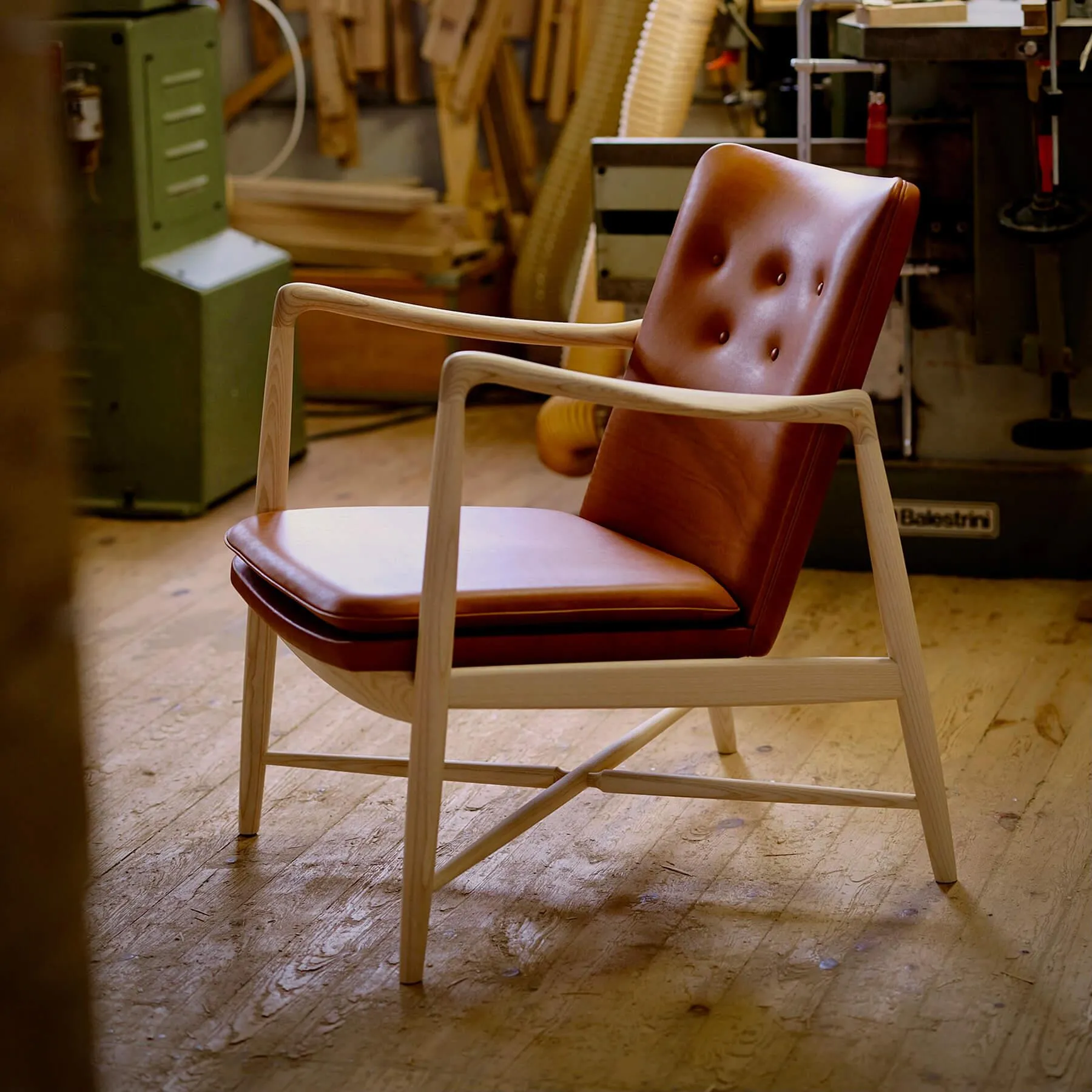 Fireplace Lounge Chair - Ash, Leather