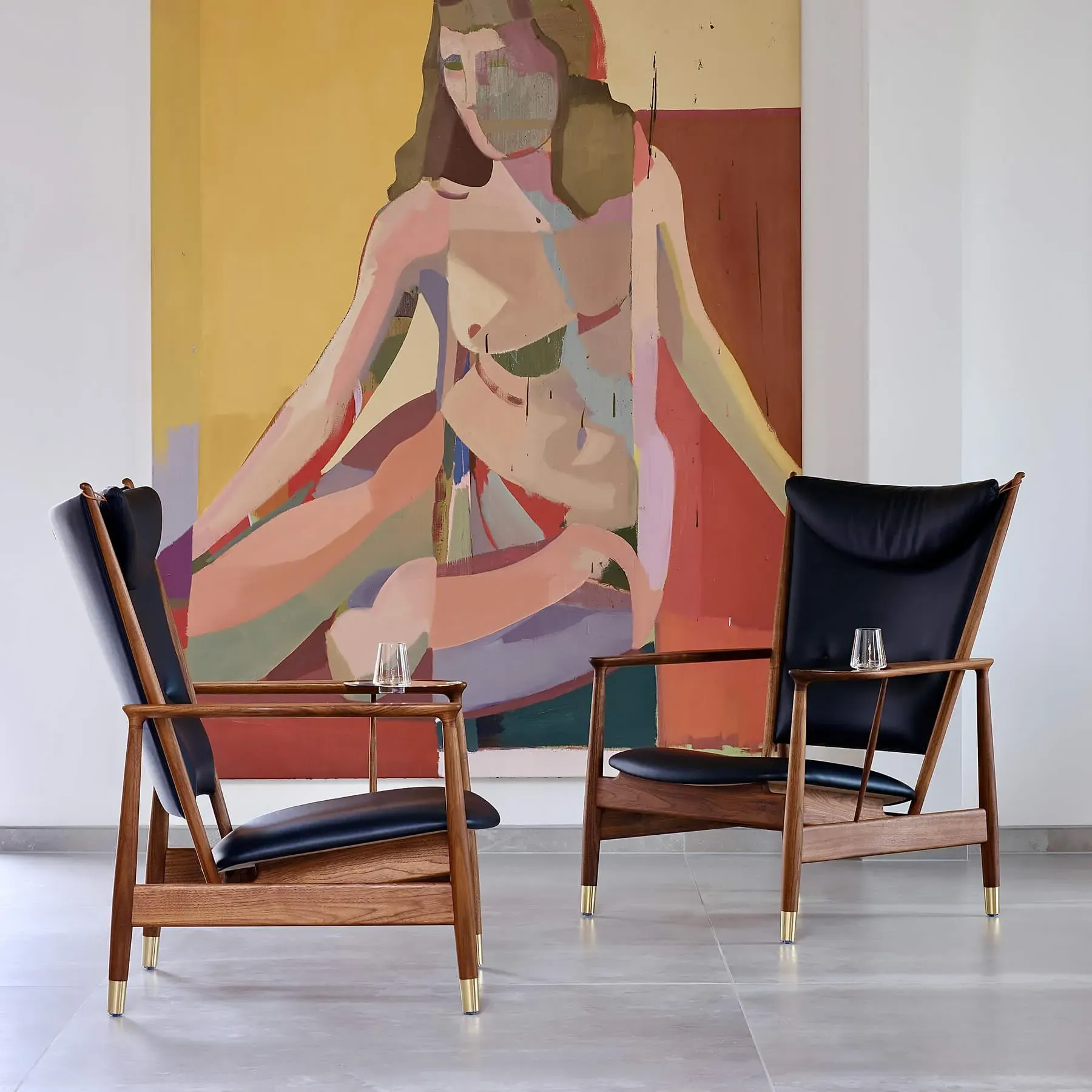 Lounge Chair with Tray - Walnut, Leather