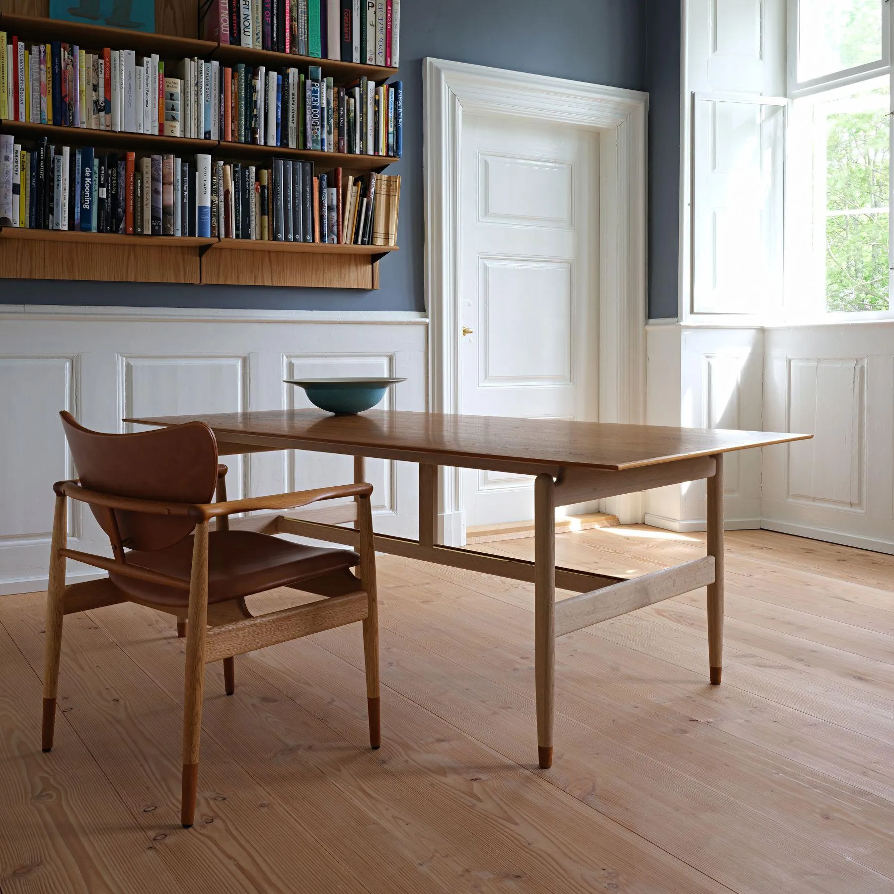 Upholstered Lounge Chair - Oak, Walnut