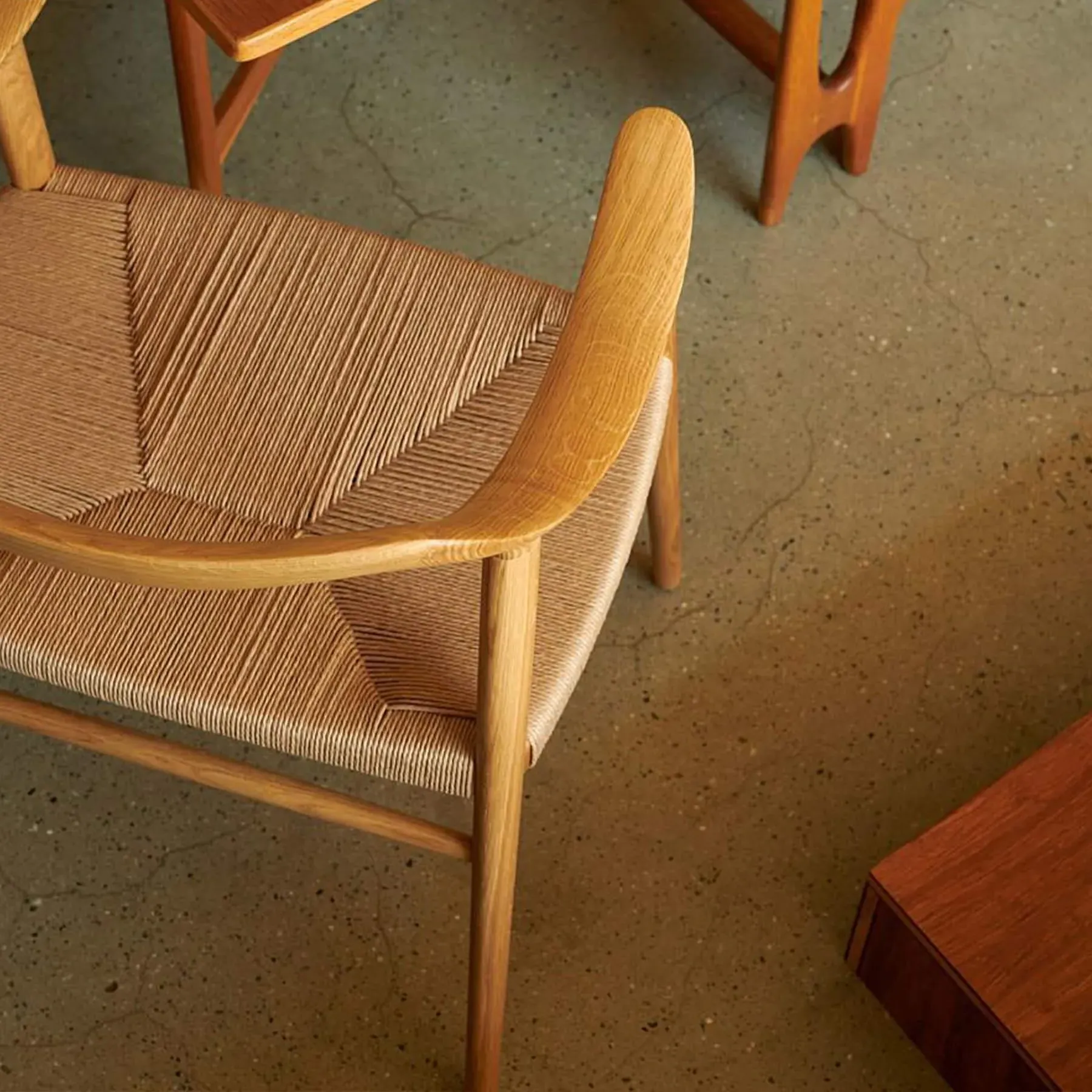 Dining Chair with Paper Cord Seat - Oak