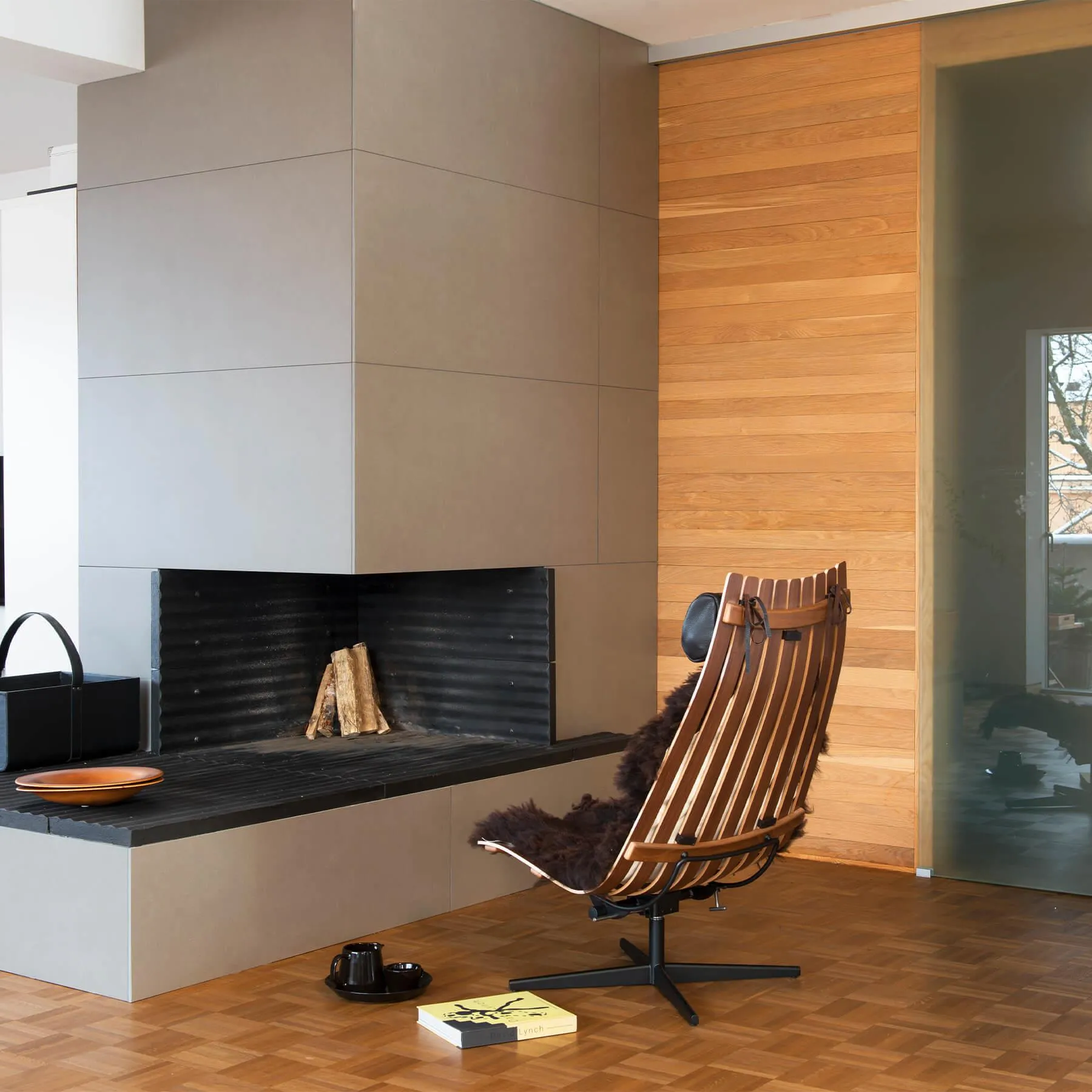 Swivel Lounge Chair with Tilt - Walnut, Laminated