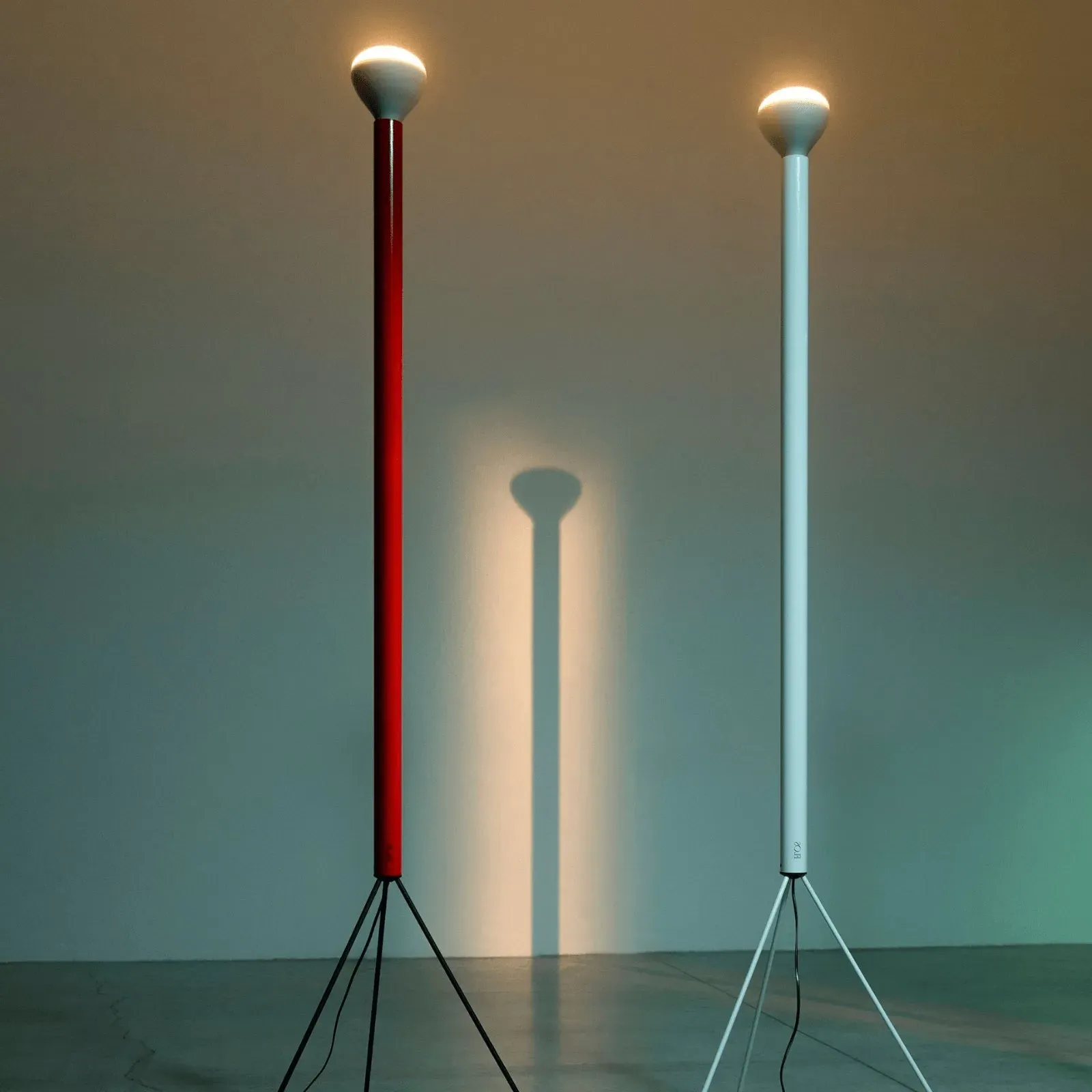 Cylinder Floor Lamp with Diffuser - Red, Metal