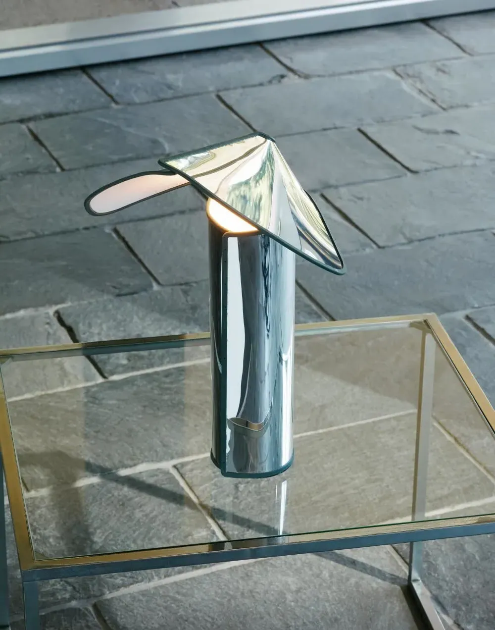 Cylindrical Table Lamp - Natural Aluminium