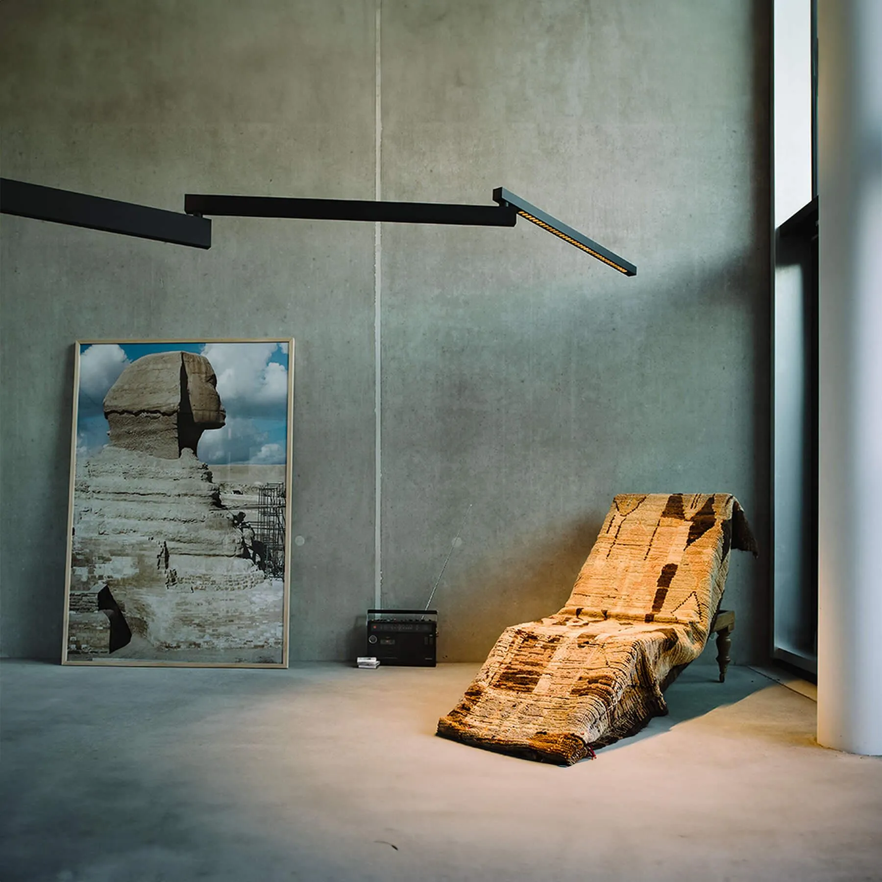 Extendable Wall Light Standard - Black, Aluminium