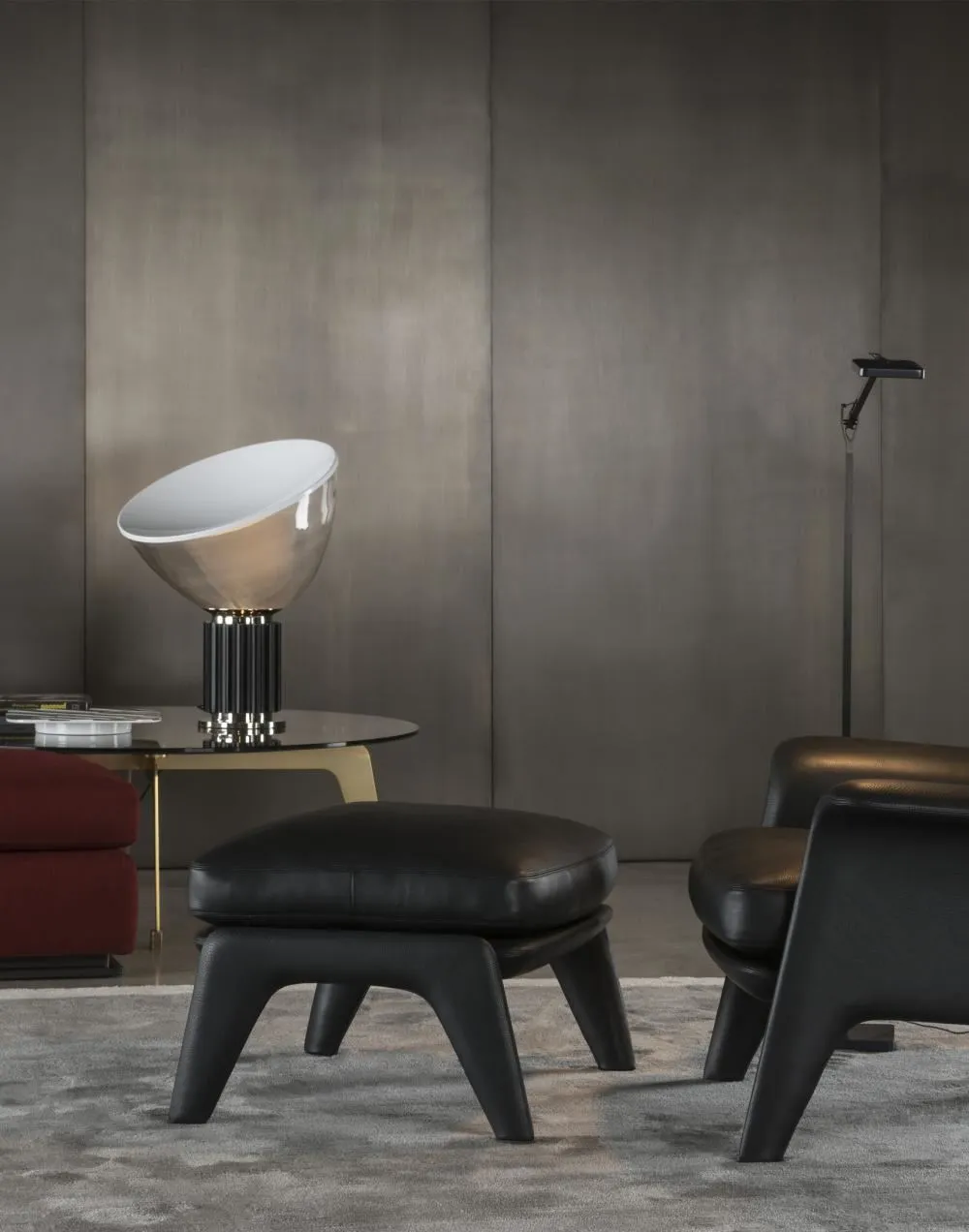 Large Table Lamp with Adjustable Diffuser - Black