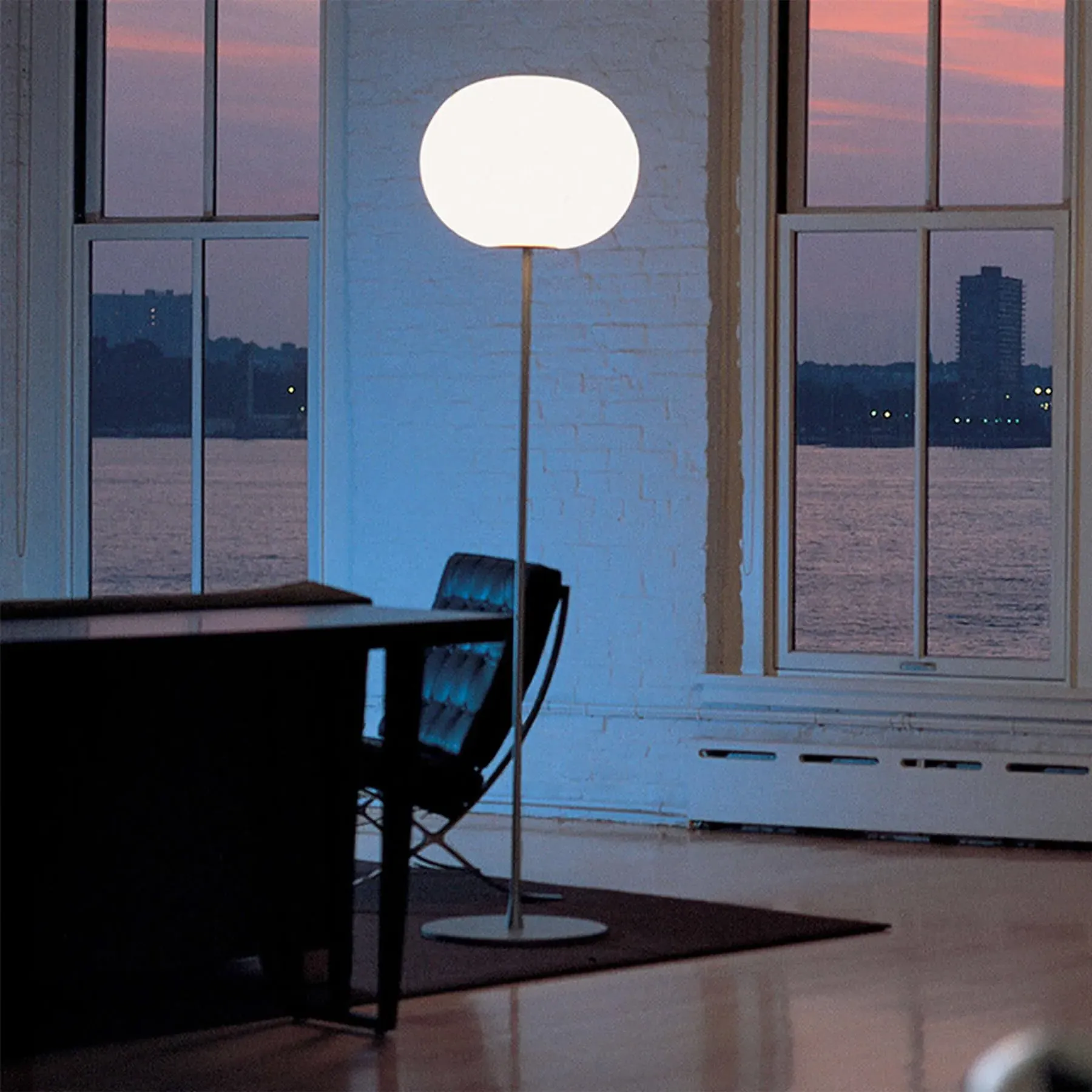 Small Floor Lamp with Dimmer - Black, Glass