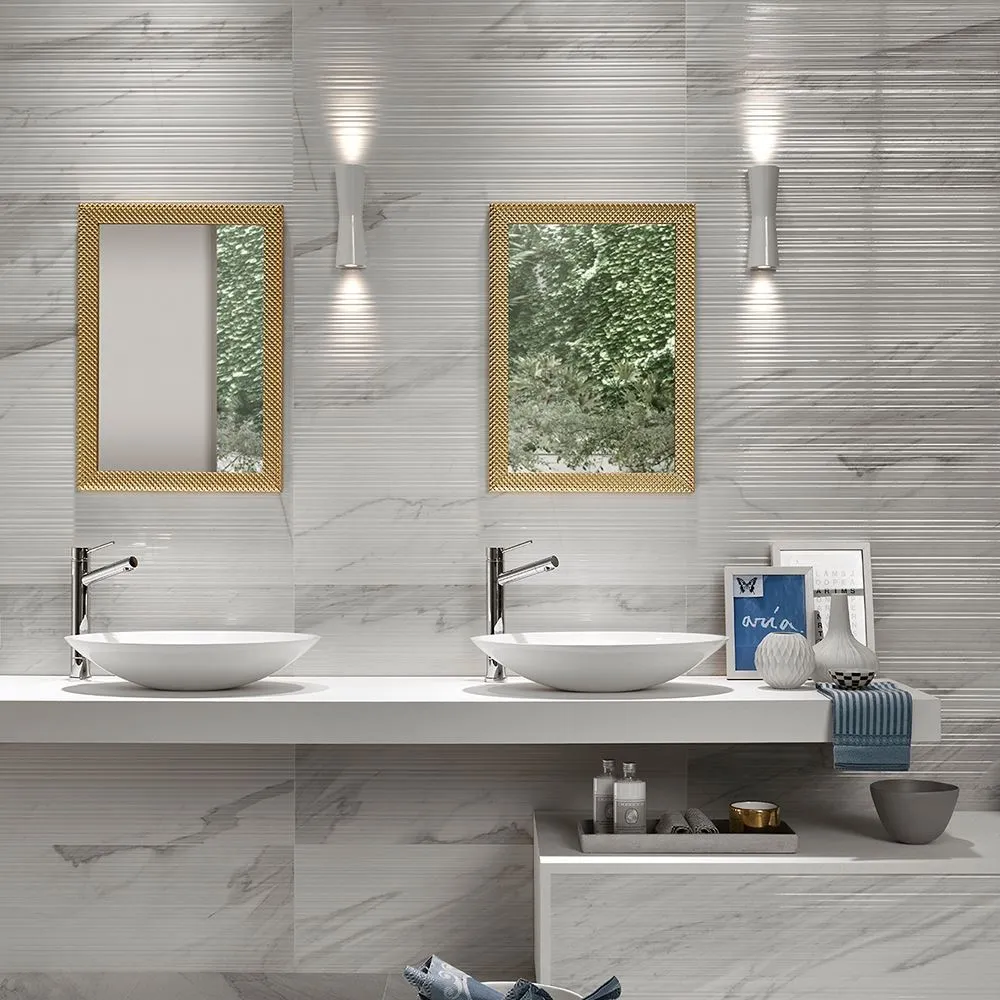 Wall Light Narrow Beam - Chrome, Metal