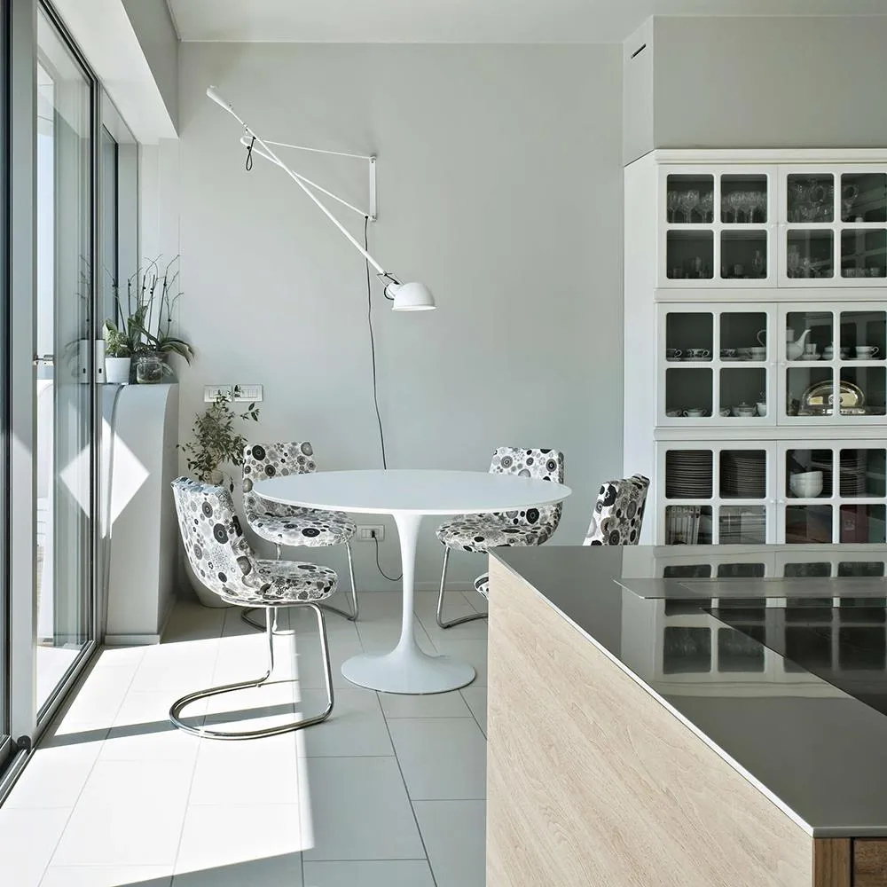 Wall Light with Adjustable Arm - White, Steel