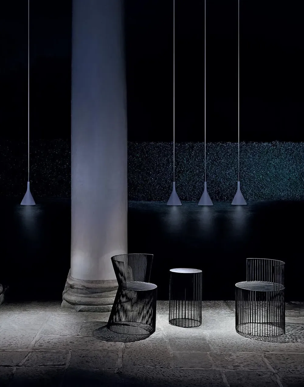 Outdoor Pendant Light with IP44 Rating - Green