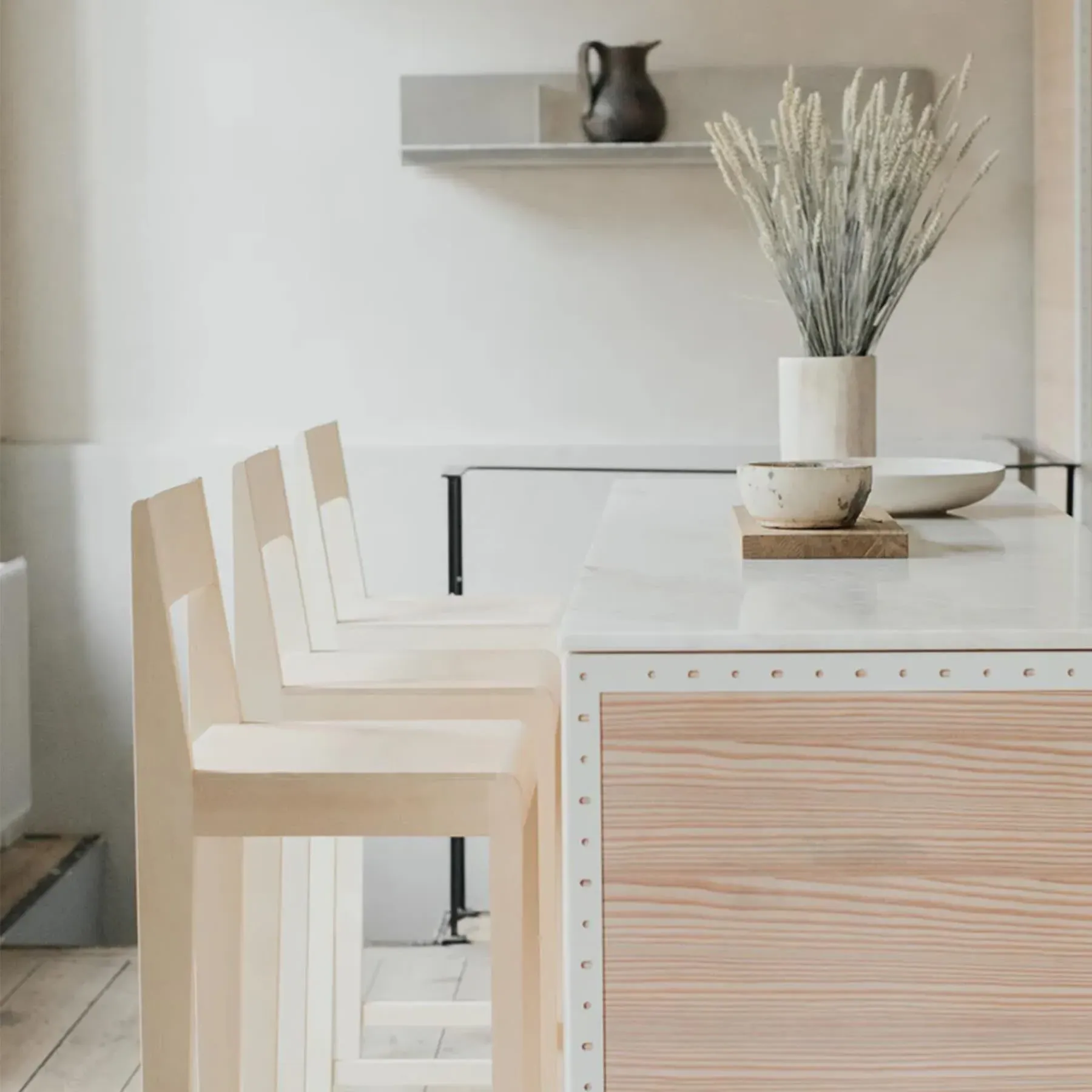 Bar Stool with Geometric Design - Natural, Birch