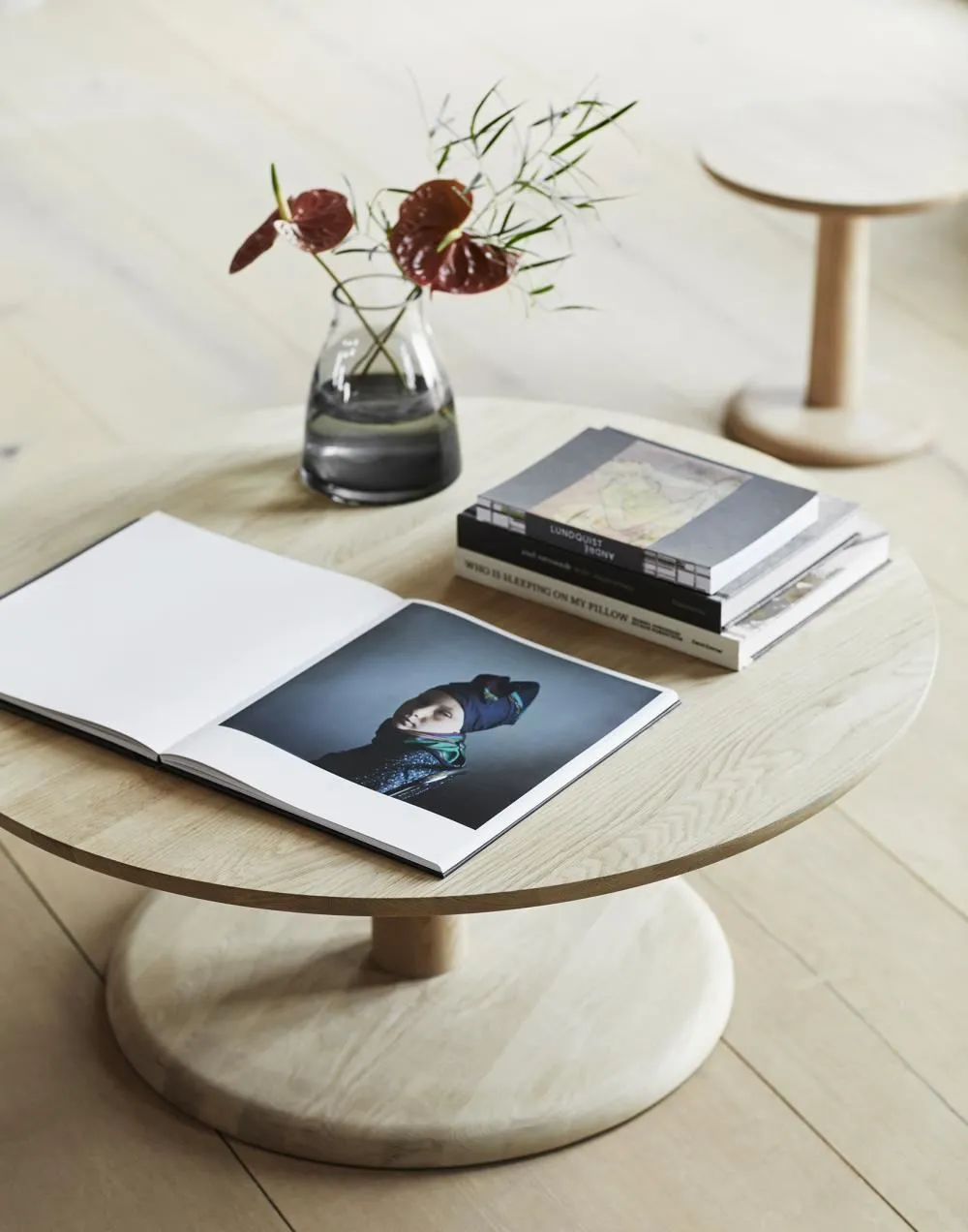 Side Table Model 1285 - Lacquered Oak