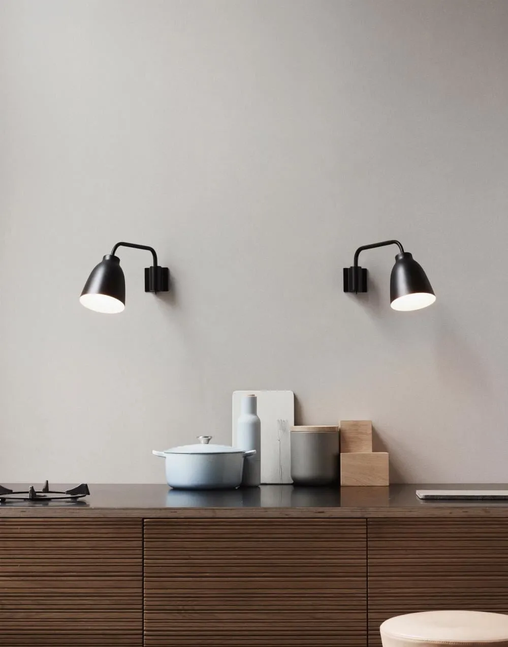 Caravaggio Read Wall Light - White, Opal Glass