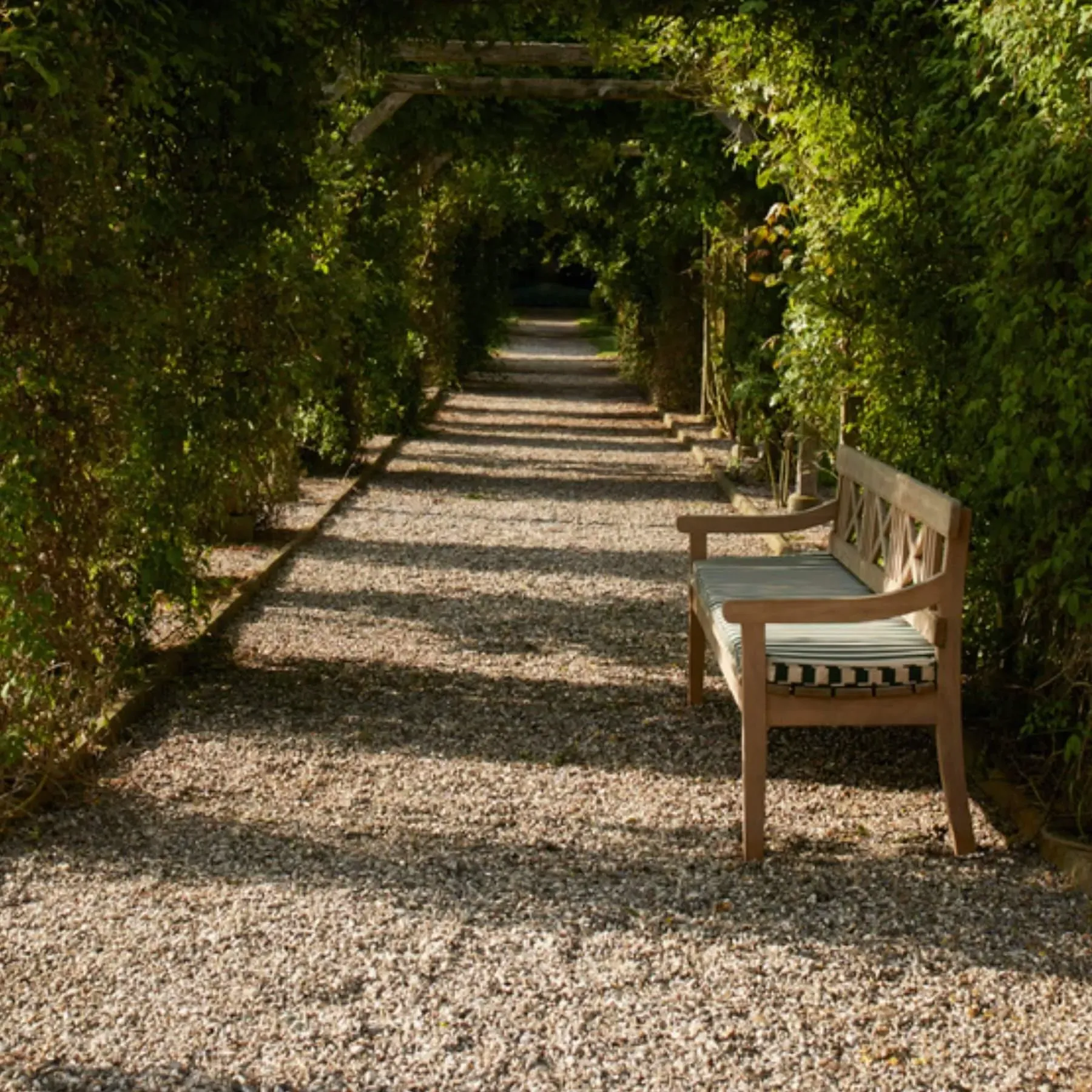 Drachmann Small Garden Bench Cushion - Papyrus