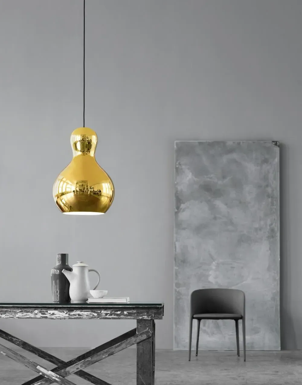 Medium Pendant Light - Gold, Chrome Lacquer