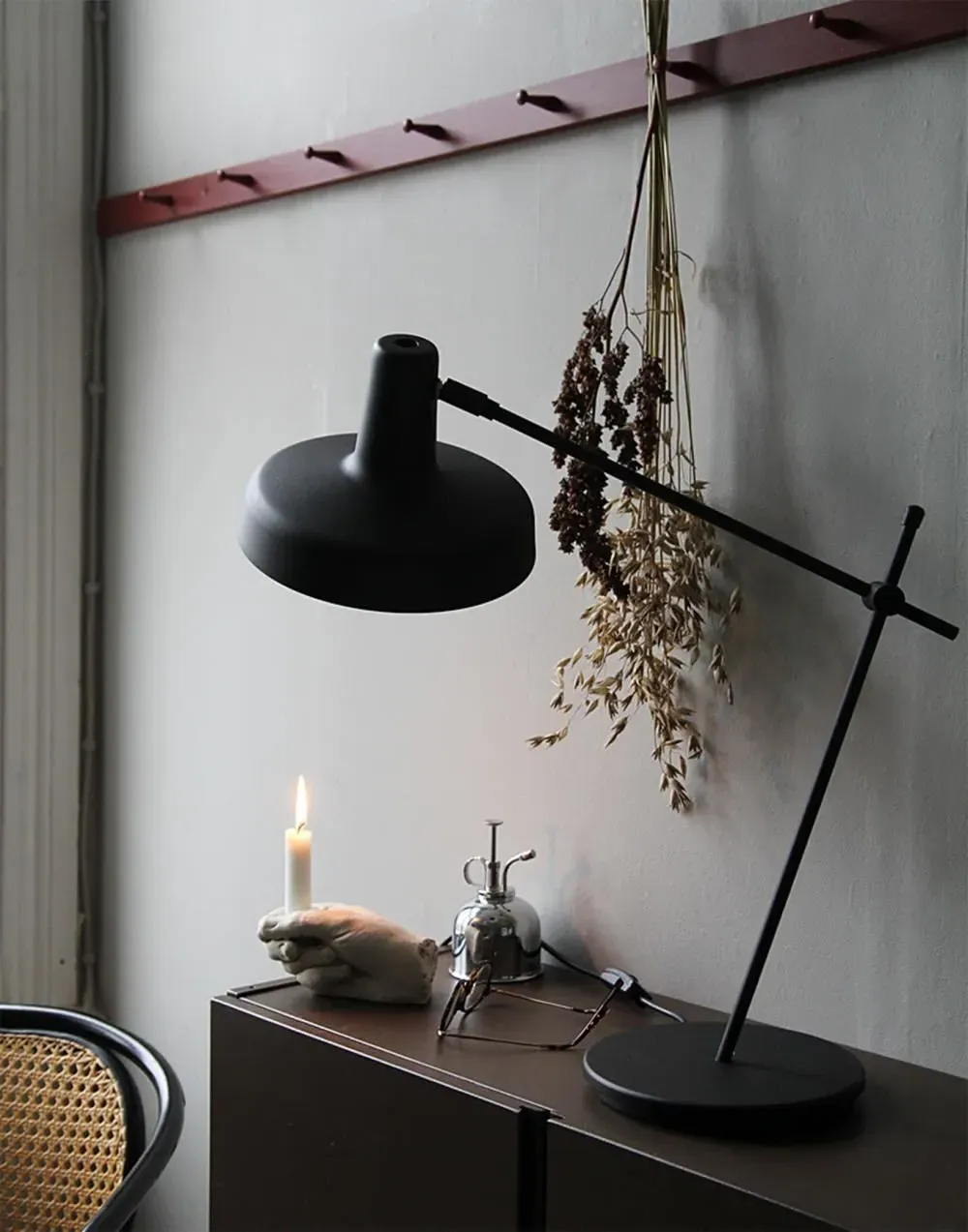 Palace Adjustable Table Lamp - Black