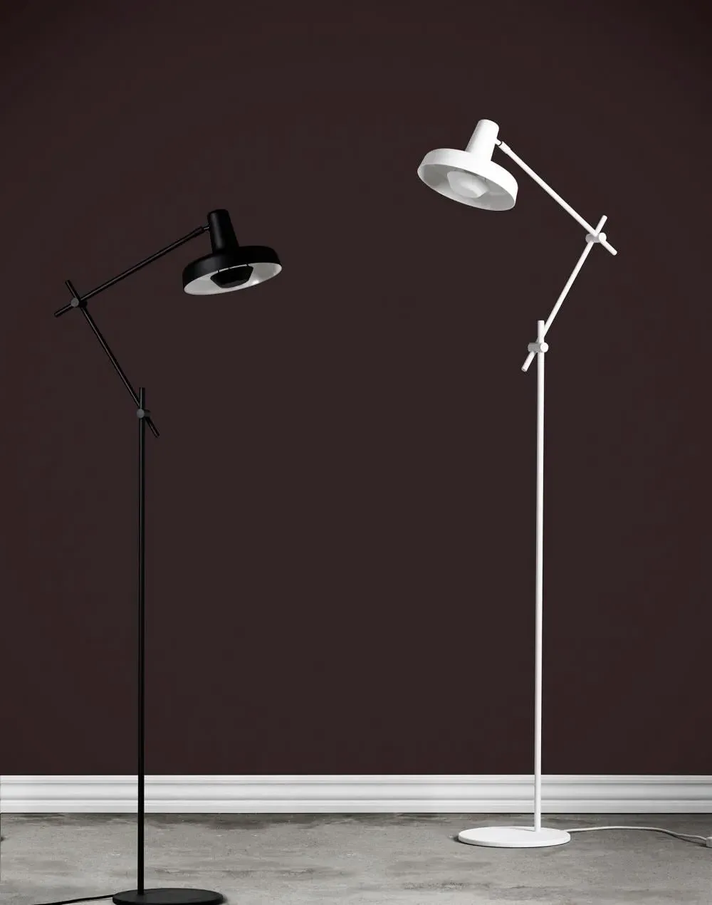 Single Arm Floor Light - White