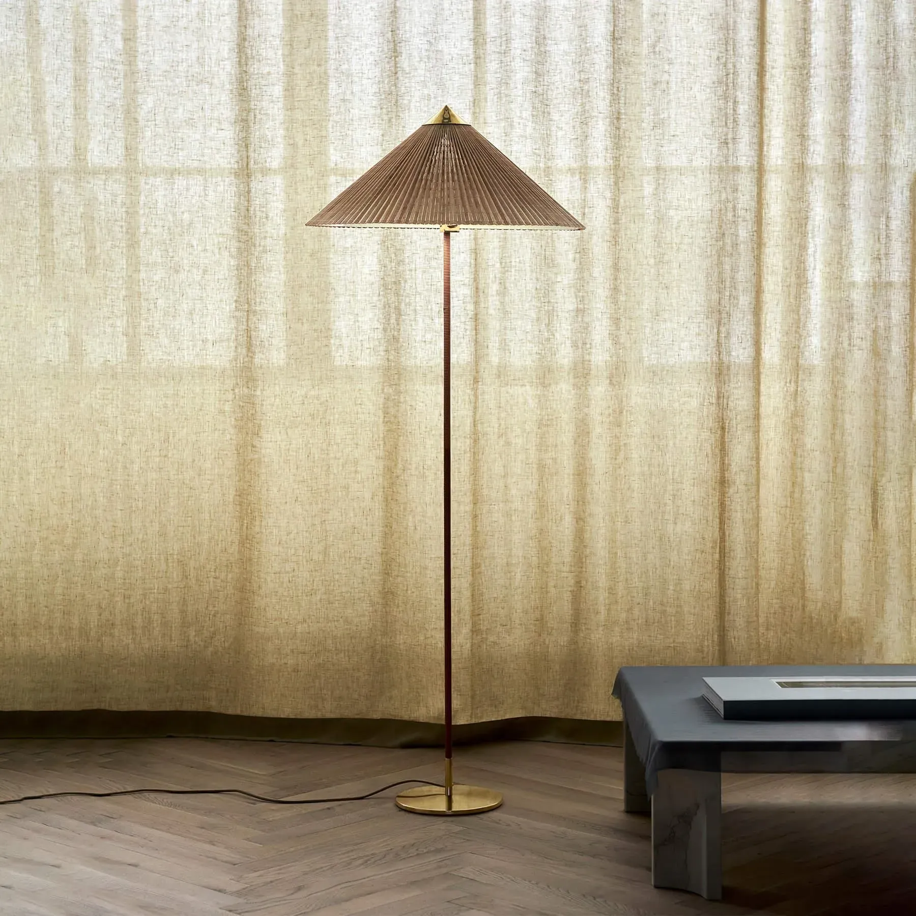 9602 Floor Lamp - Bamboo