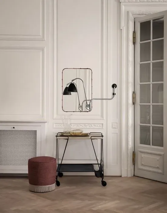 Adjustable Wall Light with Rotatable Shade - Black