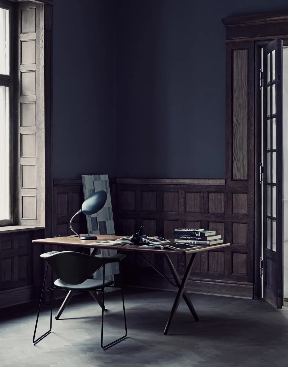 Cobra Table Lamp with Flexible Arm - Black, Steel