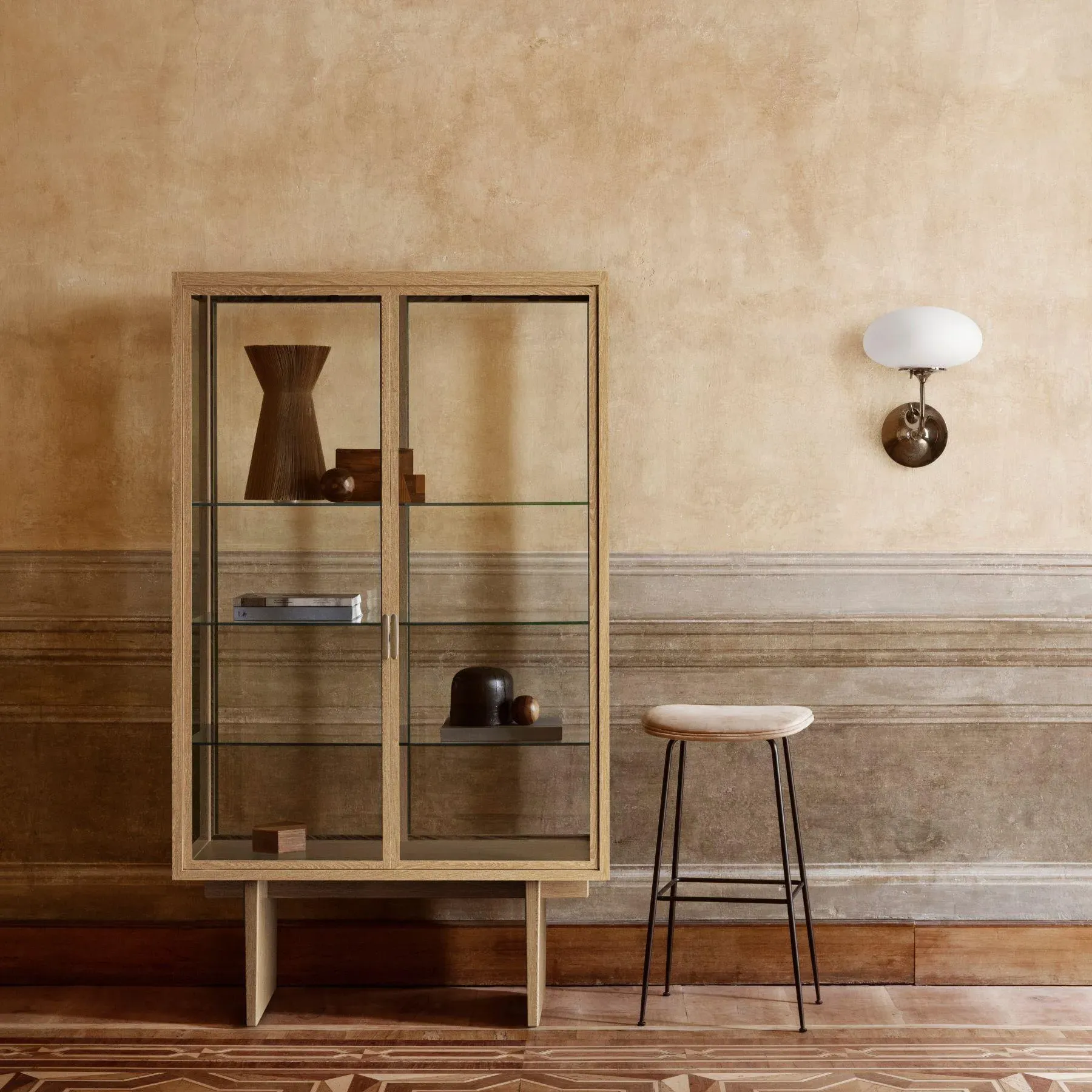 Glass Display Cabinet with 3 Shelves - Oak Veneer