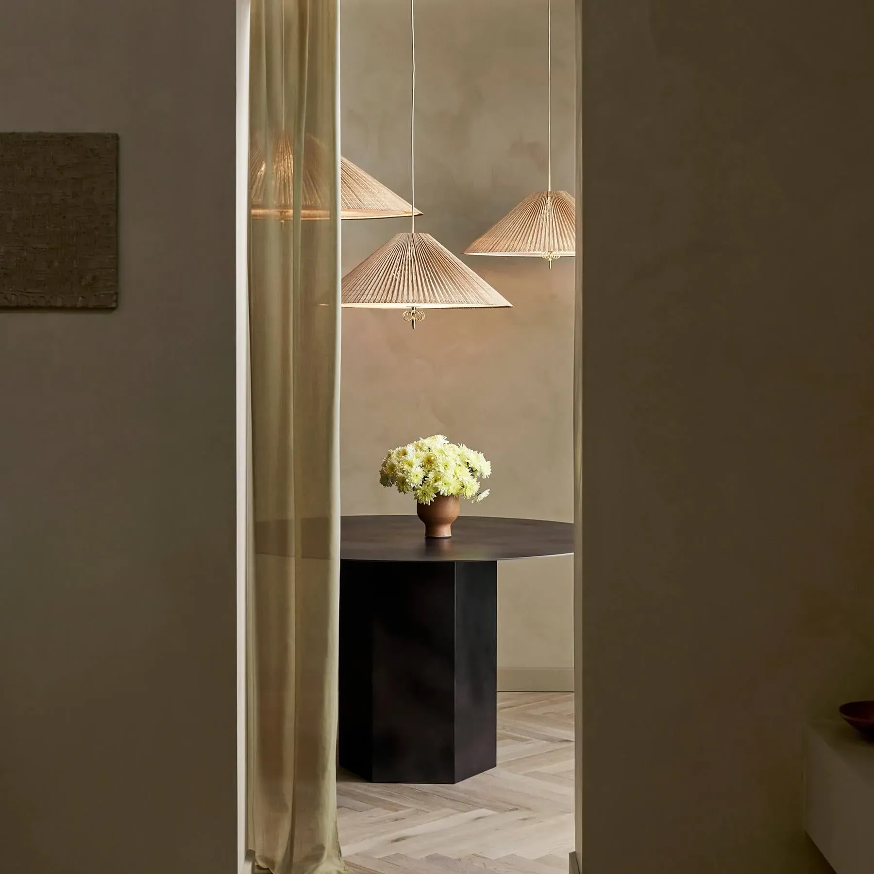 Medium Pendant Light with Brass Details - Bamboo