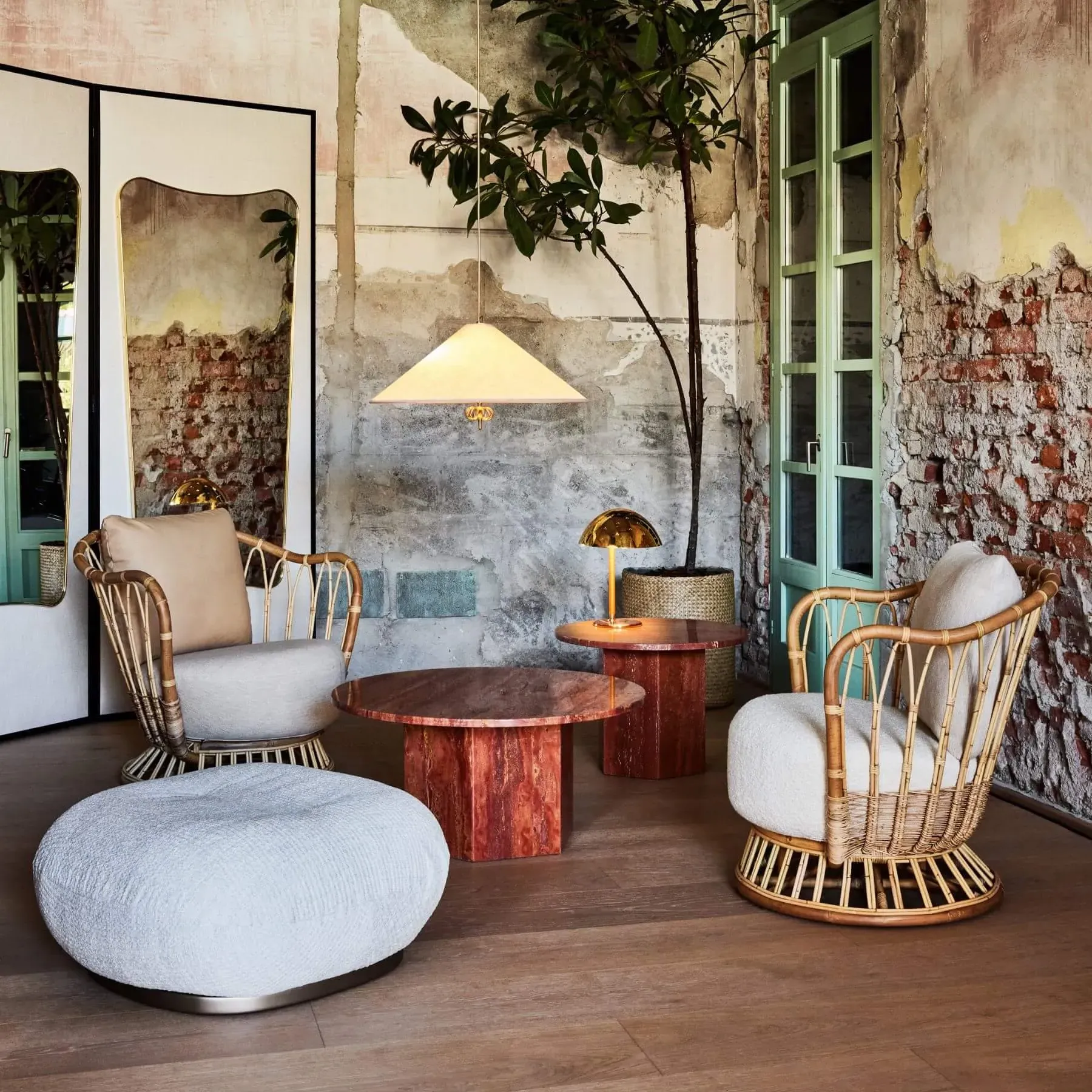 Pacha Ottoman Swivel - Karakorum 001, Gold