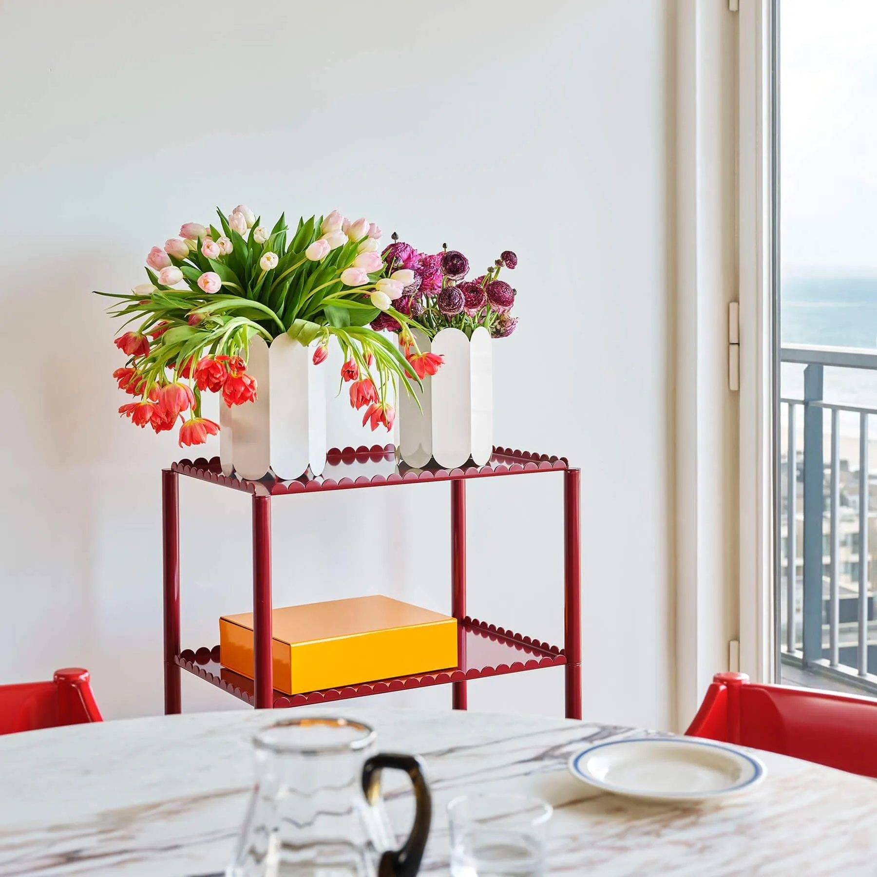 Architectural Vase with Curved Design - Modern