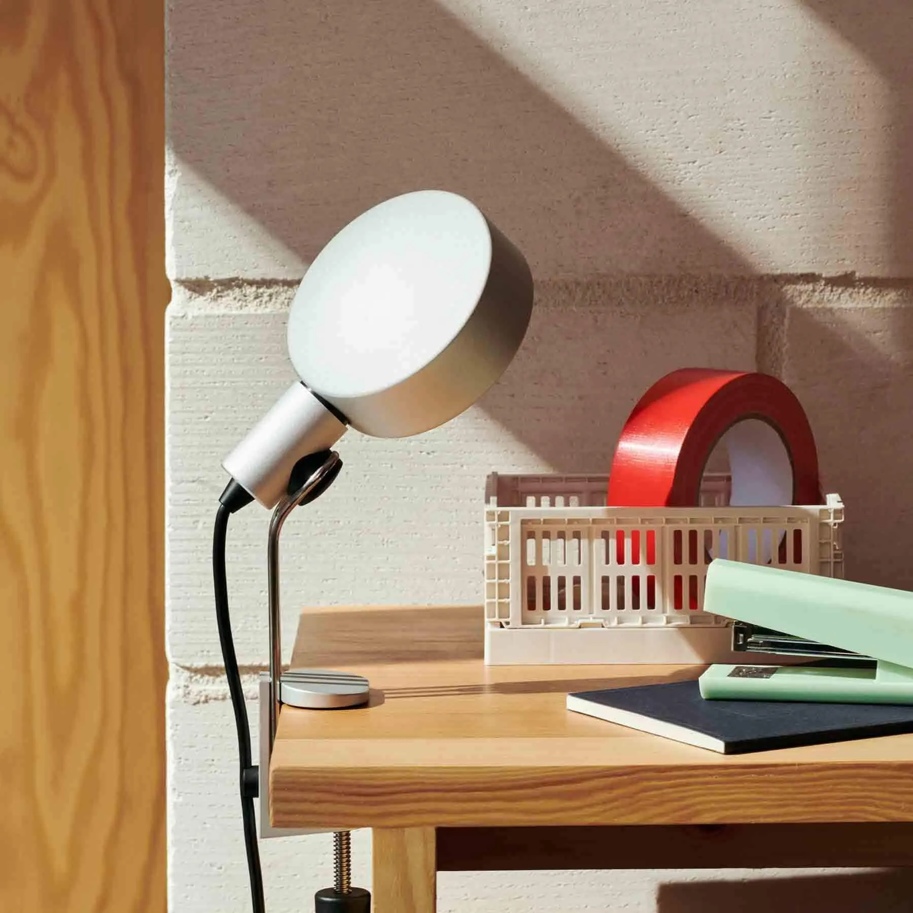 Clip Desk Lamp with 360° Rotation - Aluminium