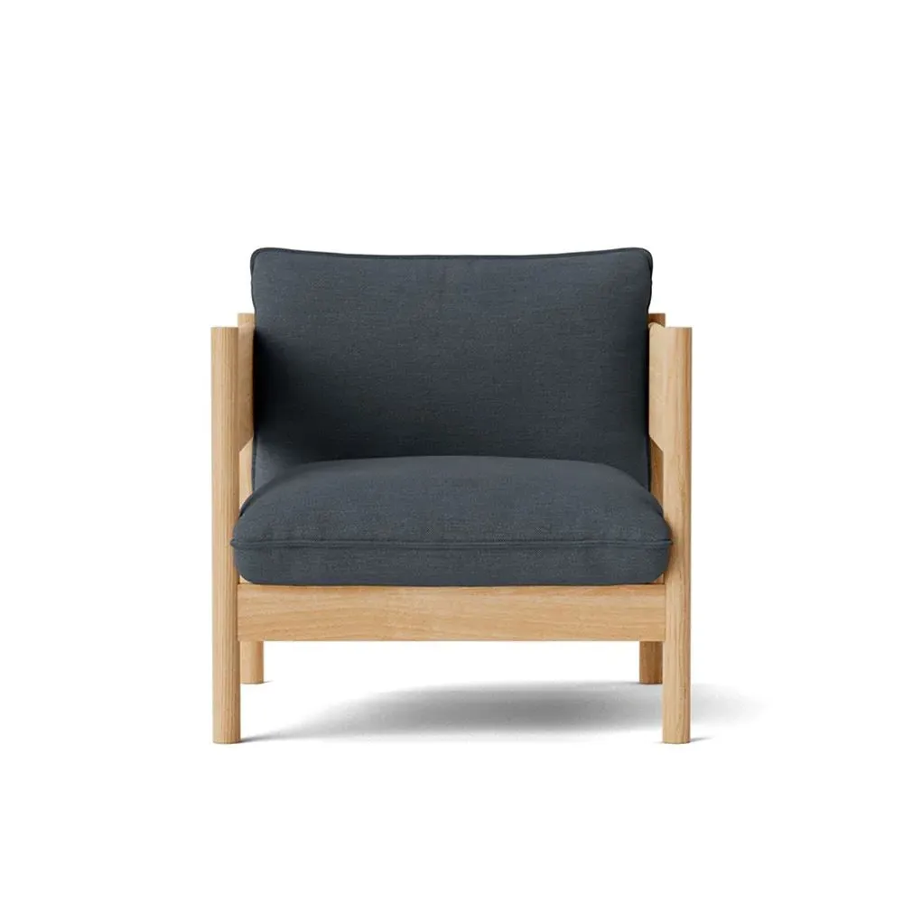 Club Armchair with Cushions - Oak Wood