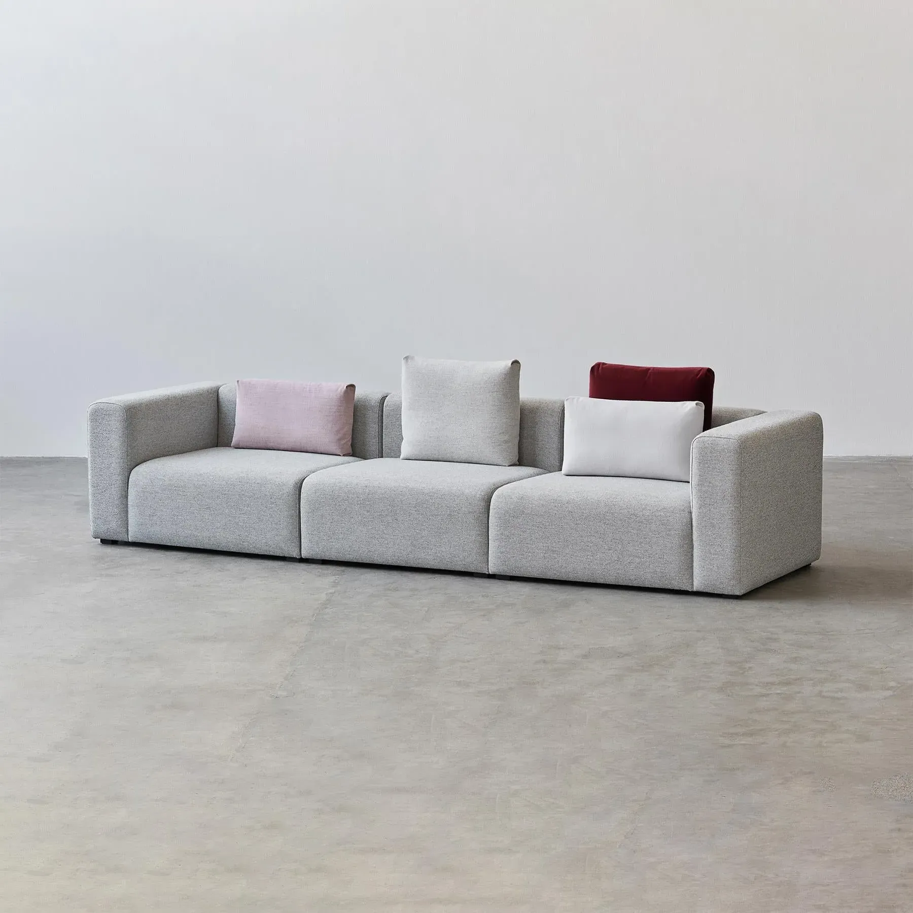 Mags 3-Seater Sofa - Raas 142, Low Arms