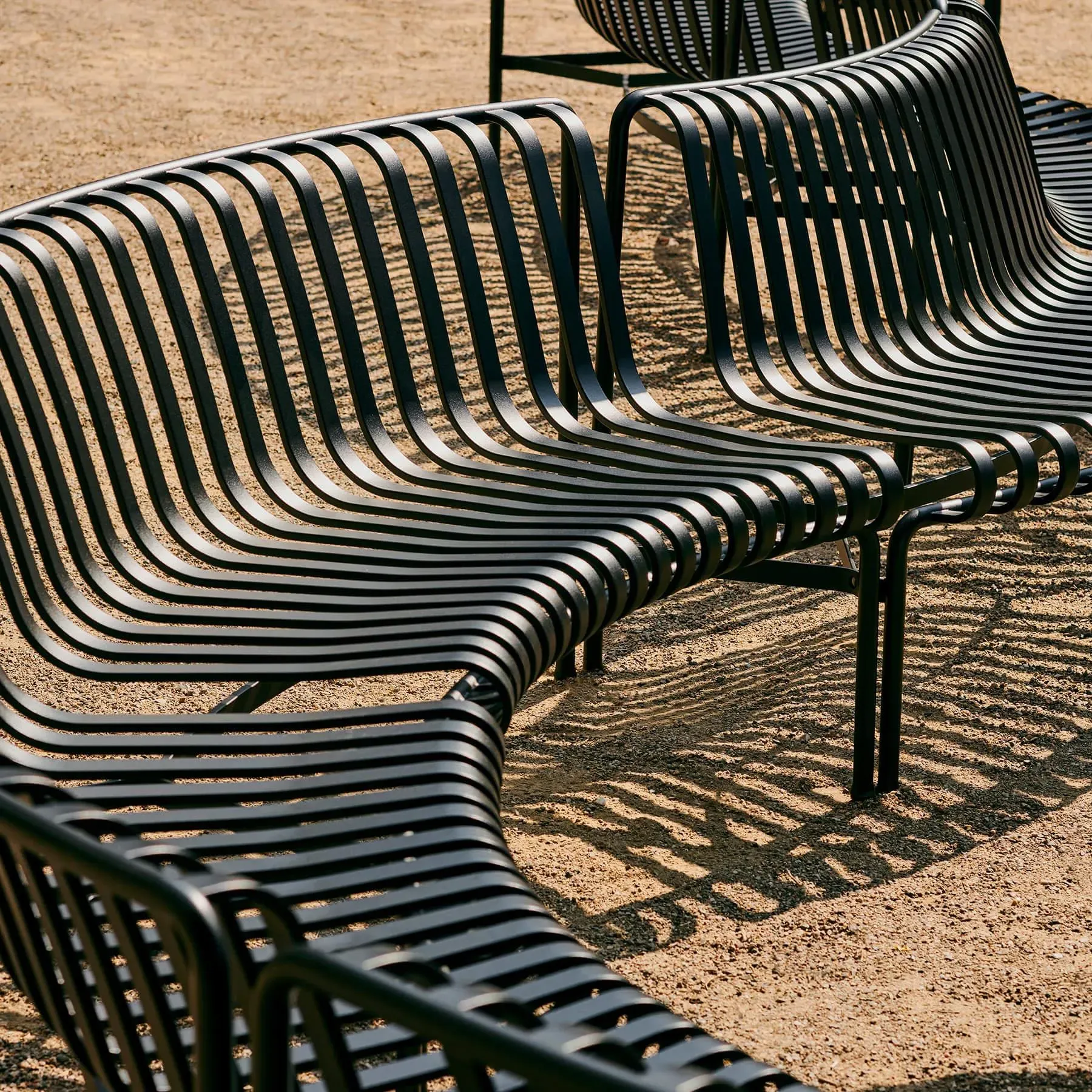 Palissade Park Dining Bench In Out - Anthracite