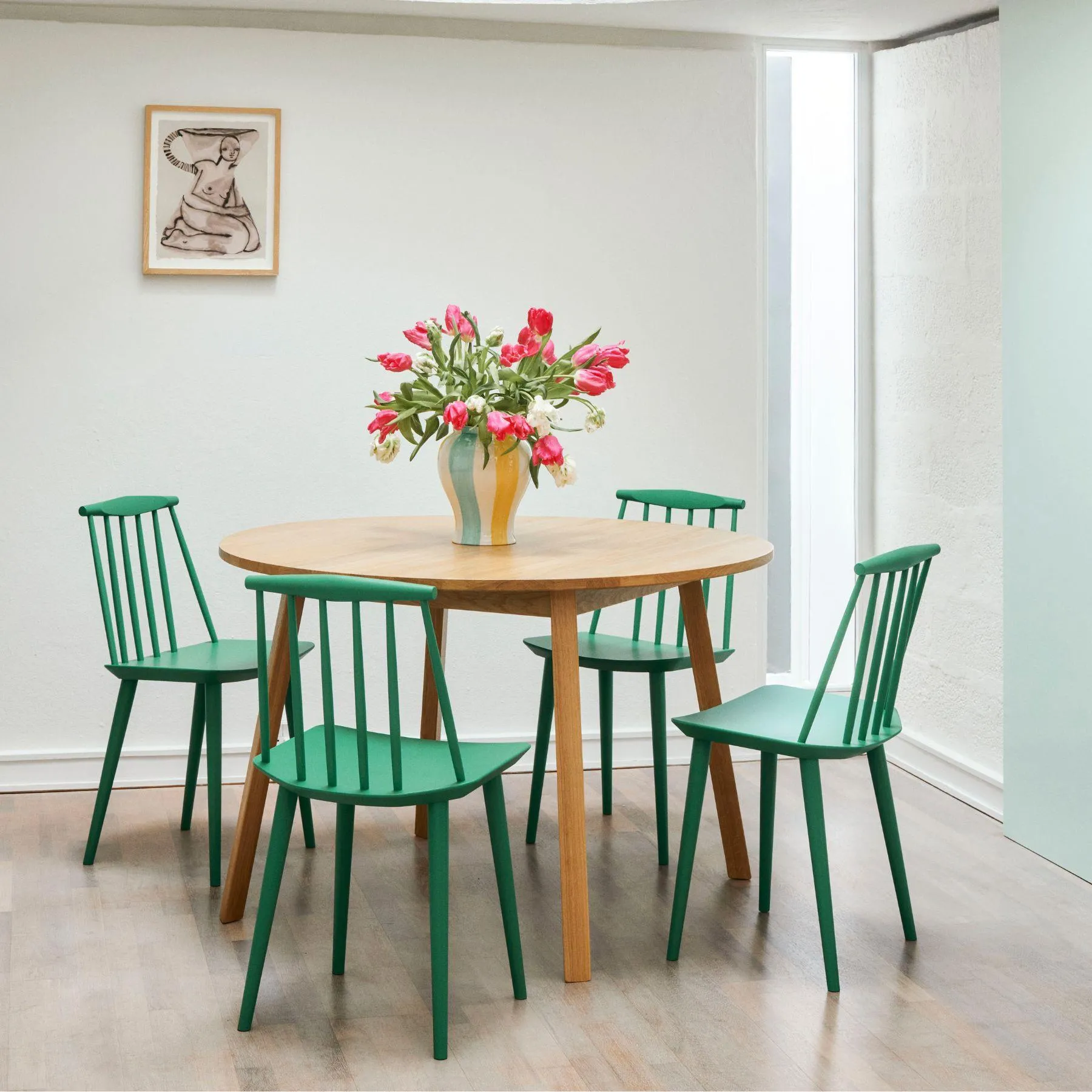 Spindle Back Dining Chair - Oak, Lacquered Wood