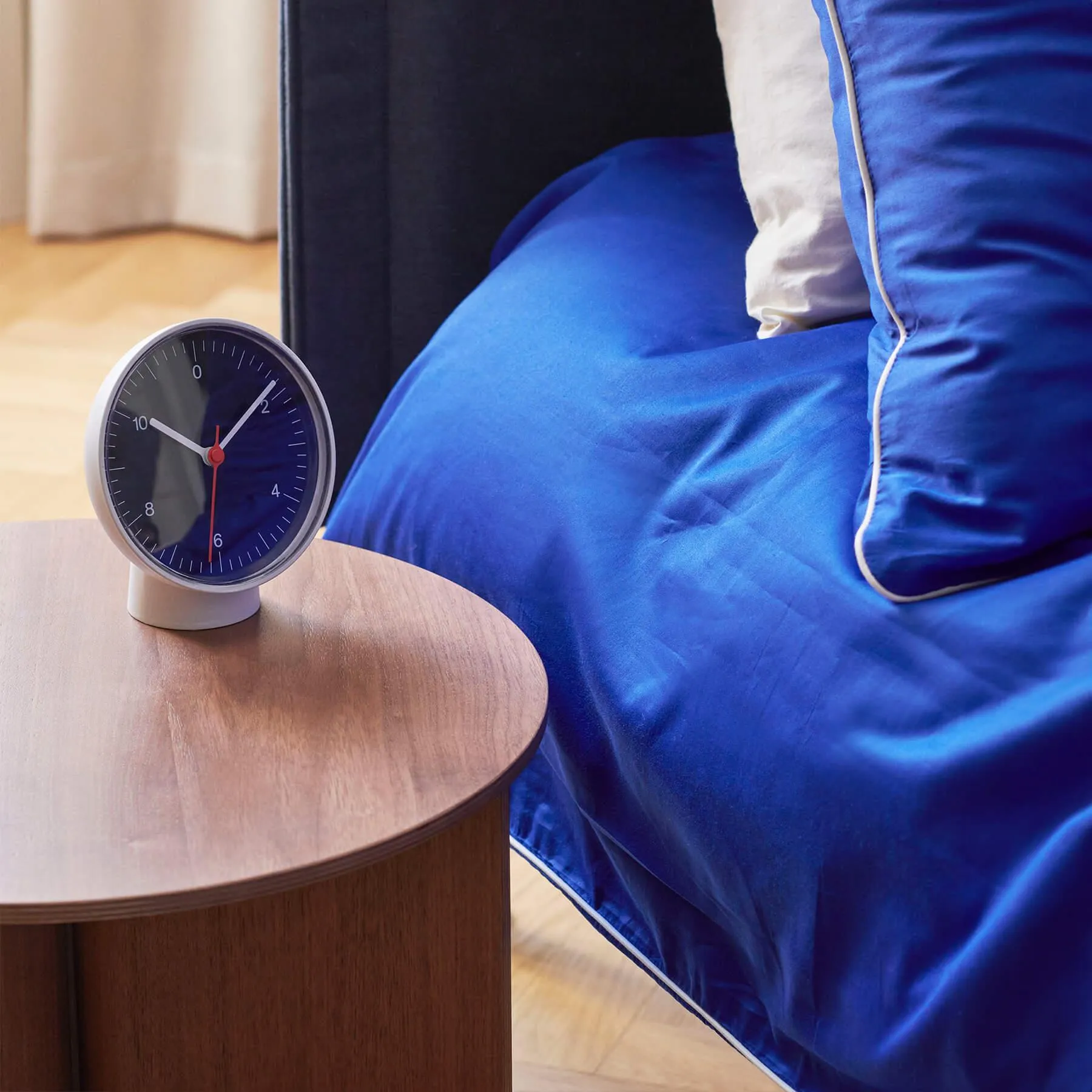 Table Clock with Silent Movement - Green